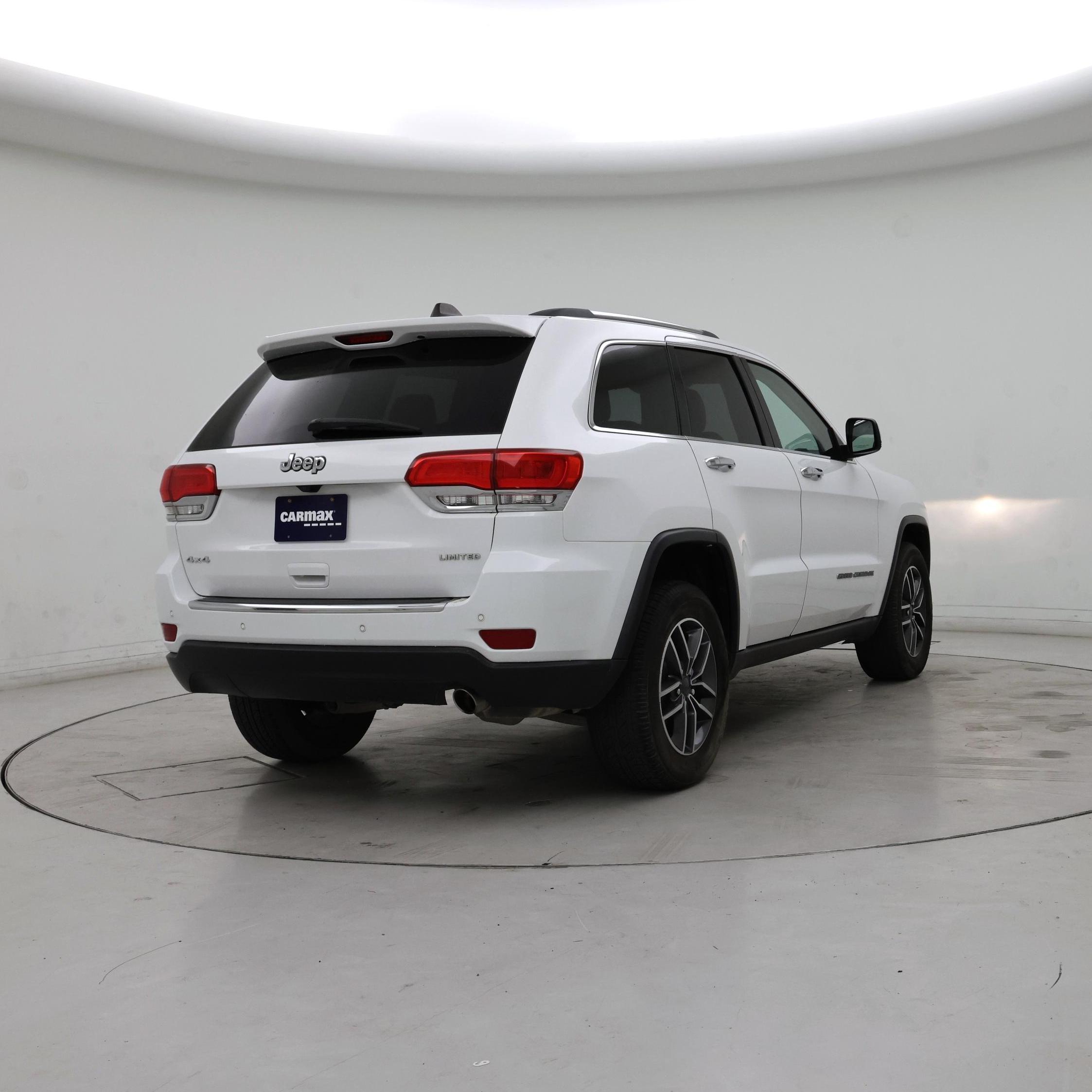 Thumbnail: 2019 Jeep Grand Cherokee - 8