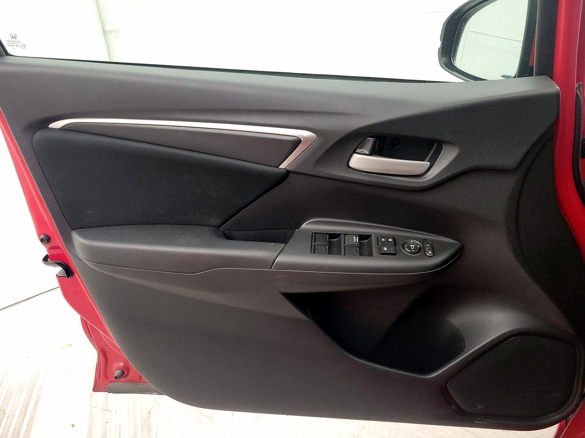 Thumbnail: 2015 Honda Fit - 12