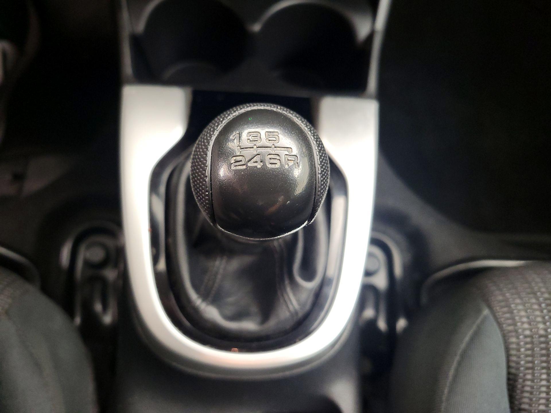 Thumbnail: 2015 Honda Fit - 15