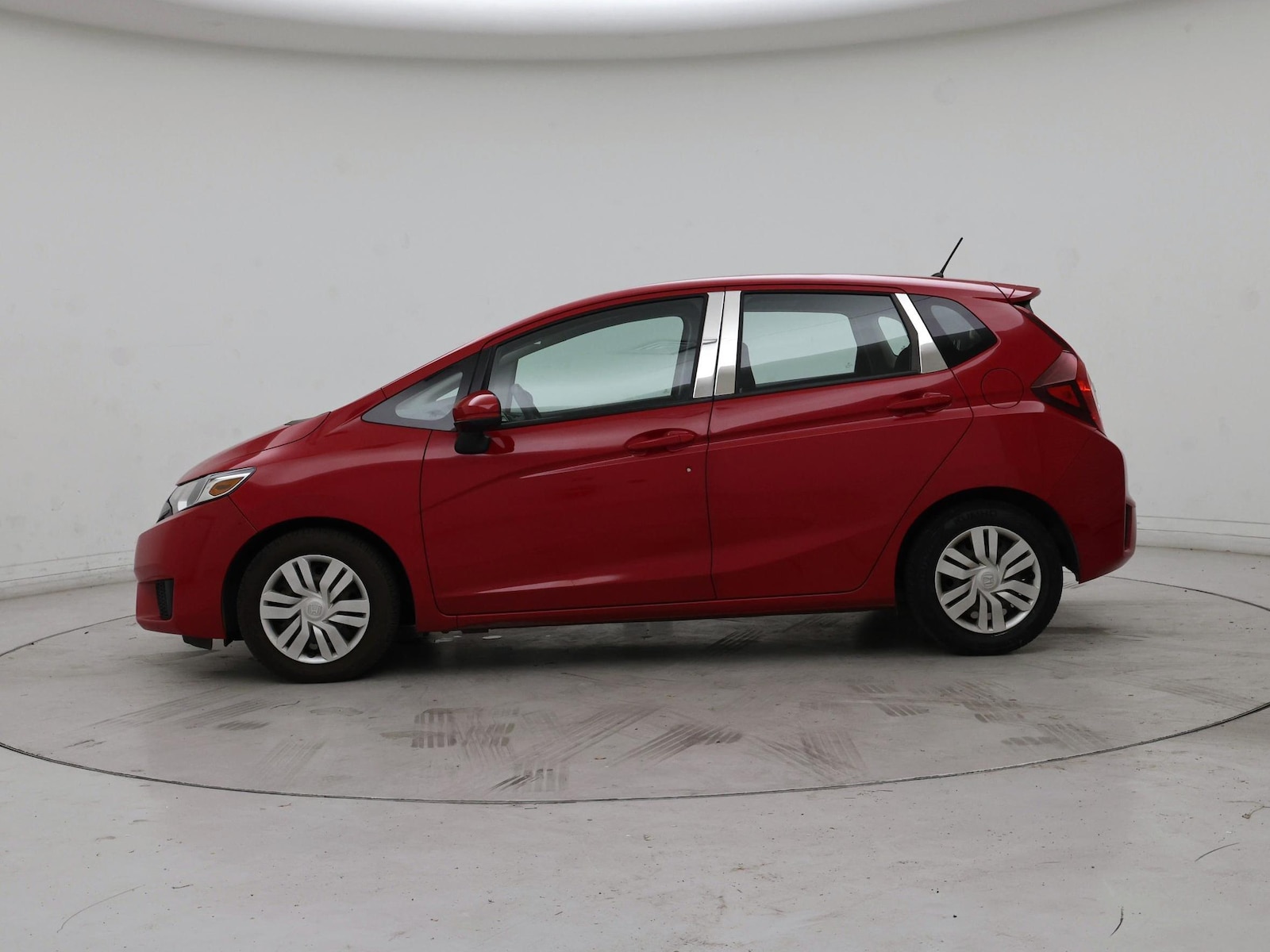2015 Honda Fit LX - Photo 4