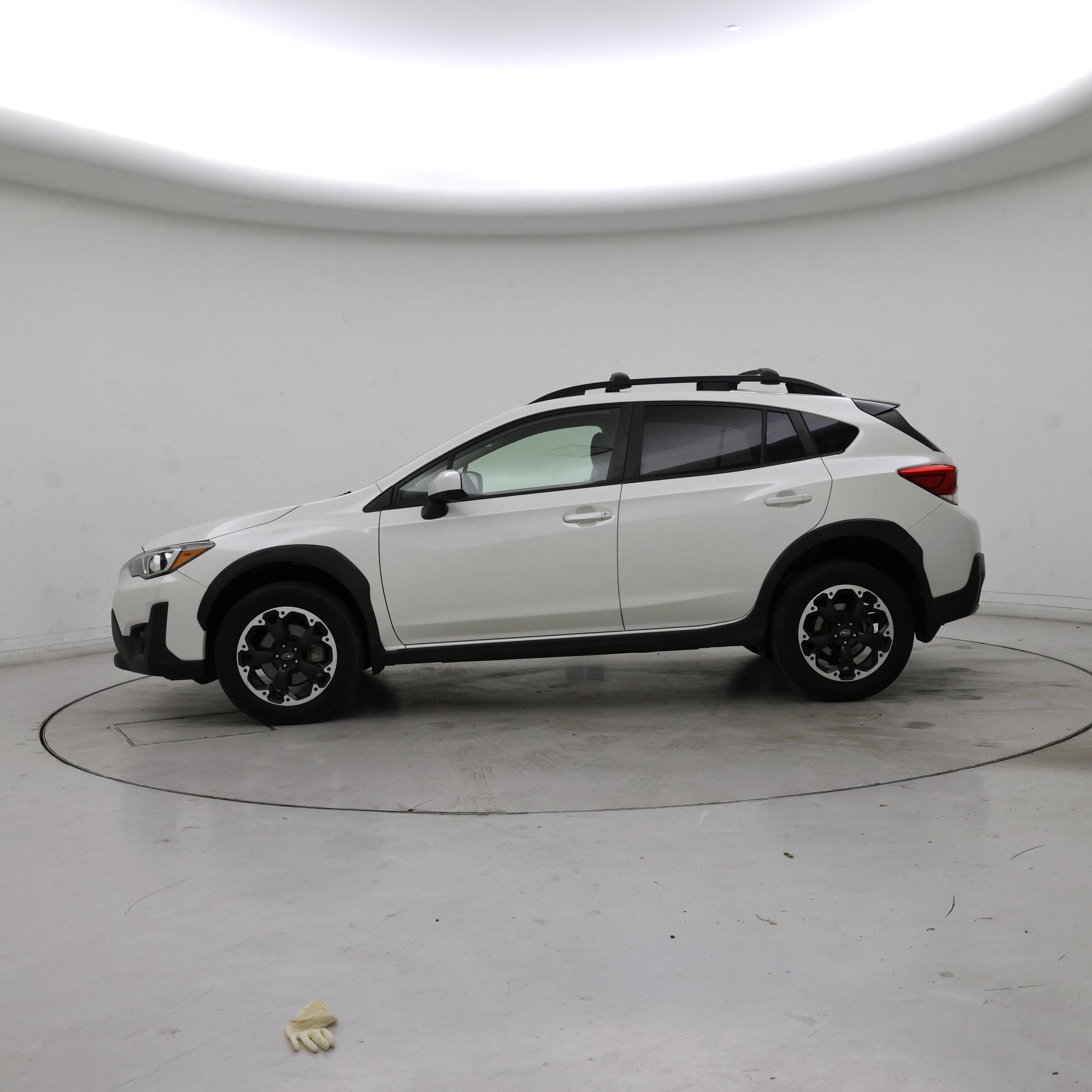 Thumbnail: 2021 Subaru Crosstrek - 3
