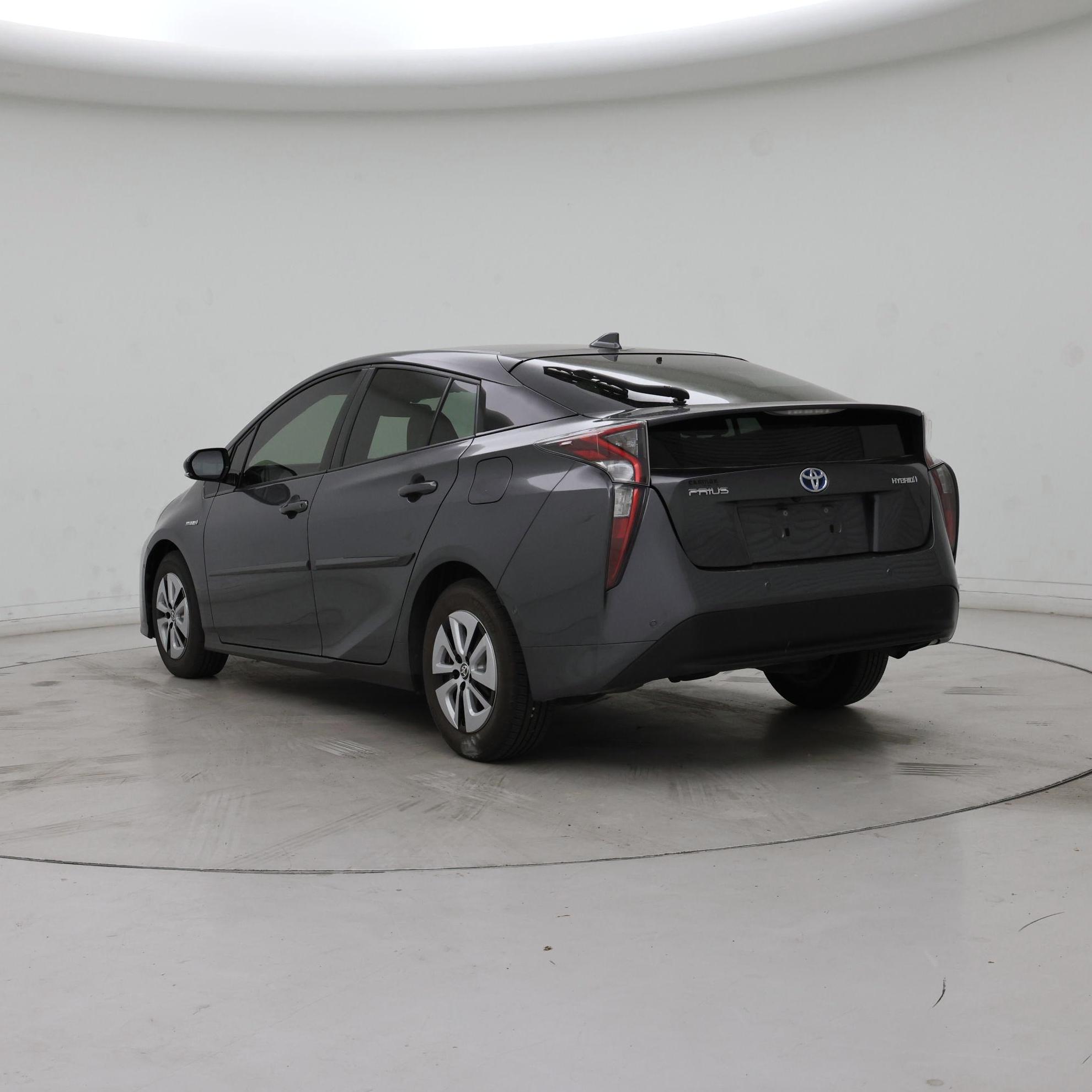 Thumbnail: 2017 Toyota Prius - 2