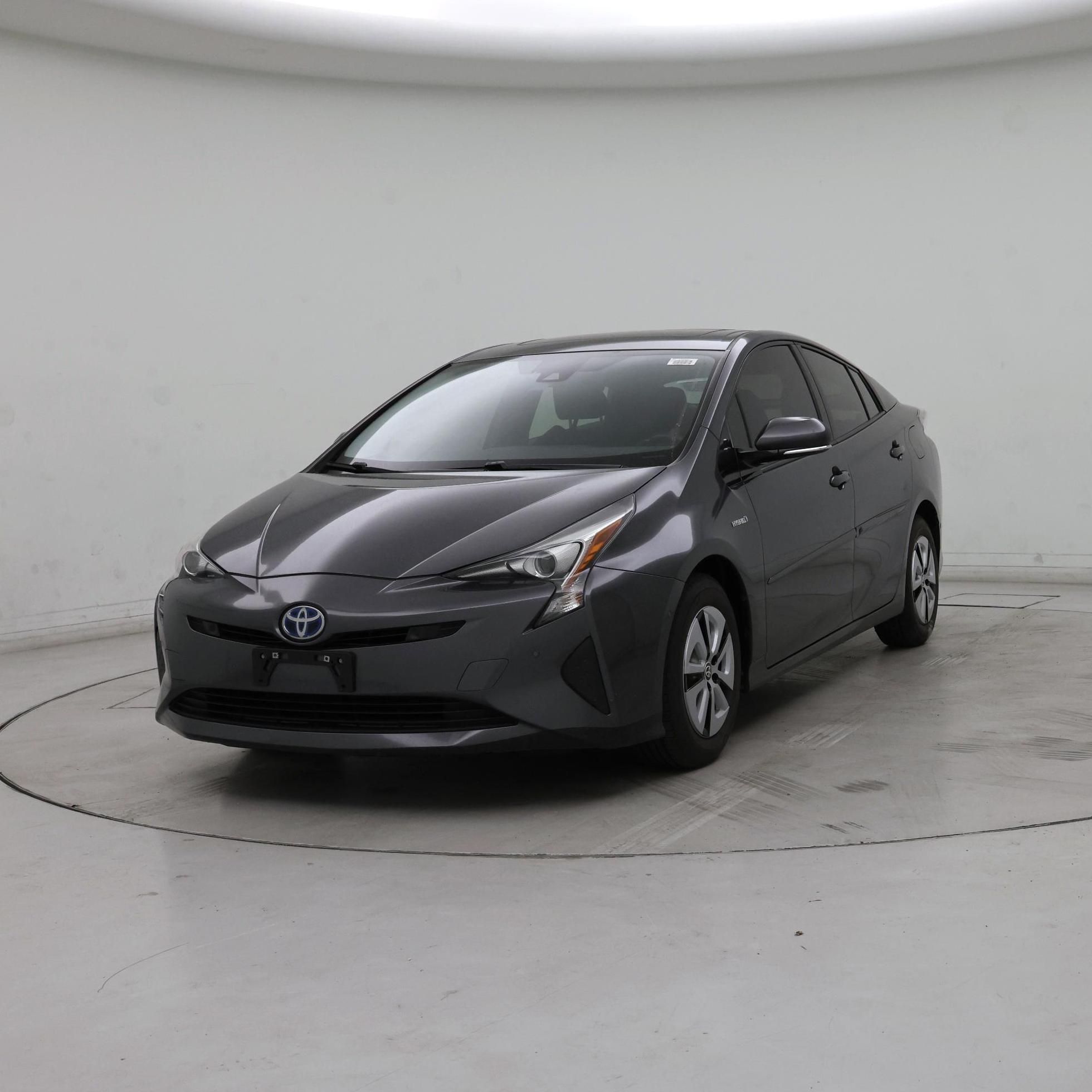 Thumbnail: 2017 Toyota Prius - 4