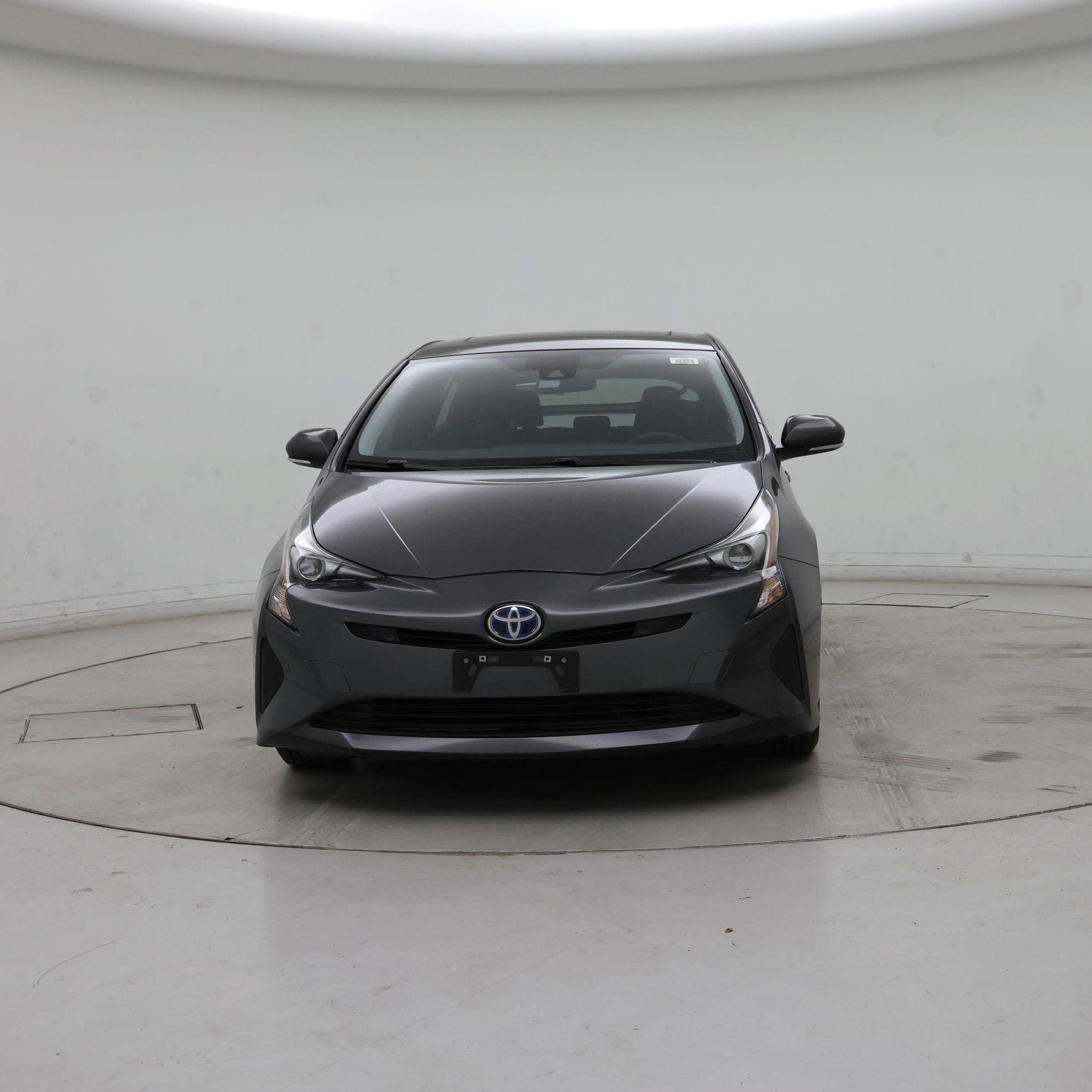 Thumbnail: 2017 Toyota Prius - 5