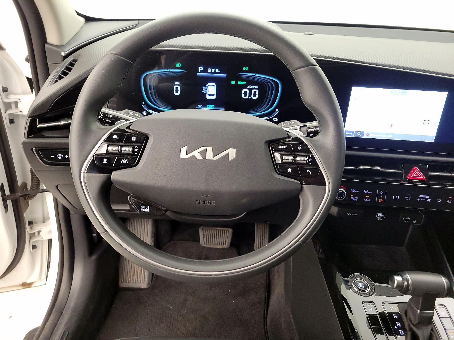 Thumbnail: 2024 Kia Niro - 10