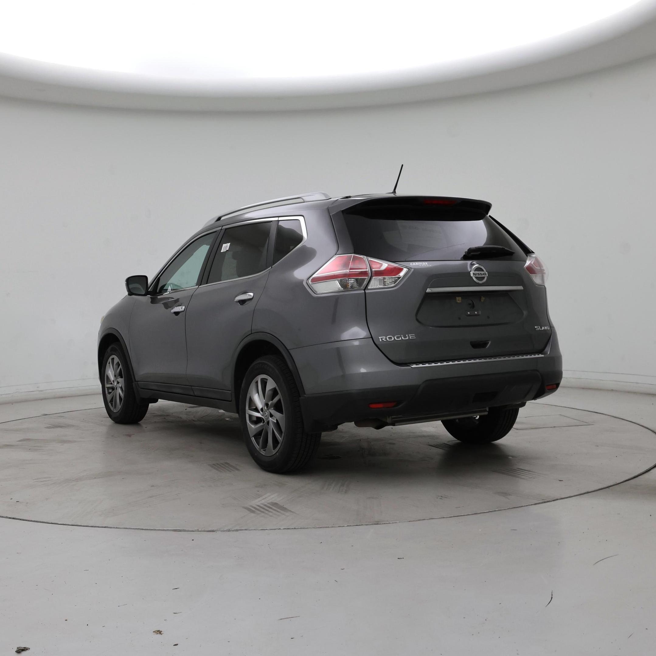 Thumbnail: 2015 Nissan Rogue - 2