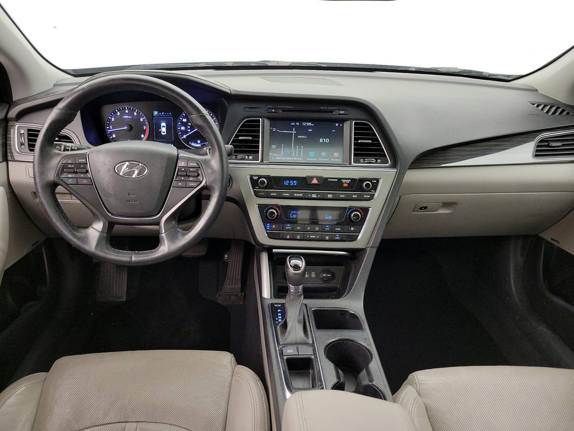 Thumbnail: 2015 Hyundai Sonata - 9
