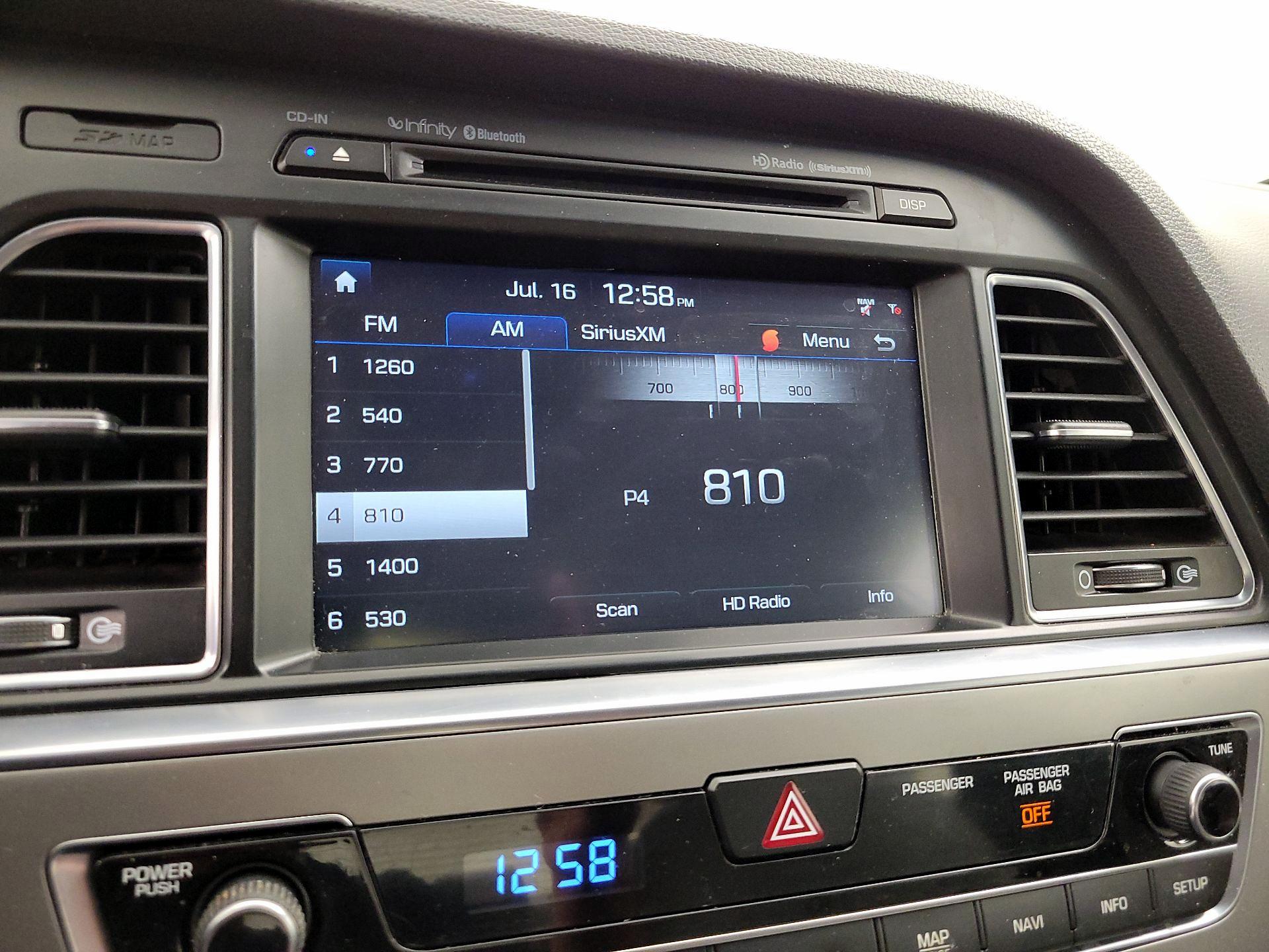 Thumbnail: 2015 Hyundai Sonata - 16