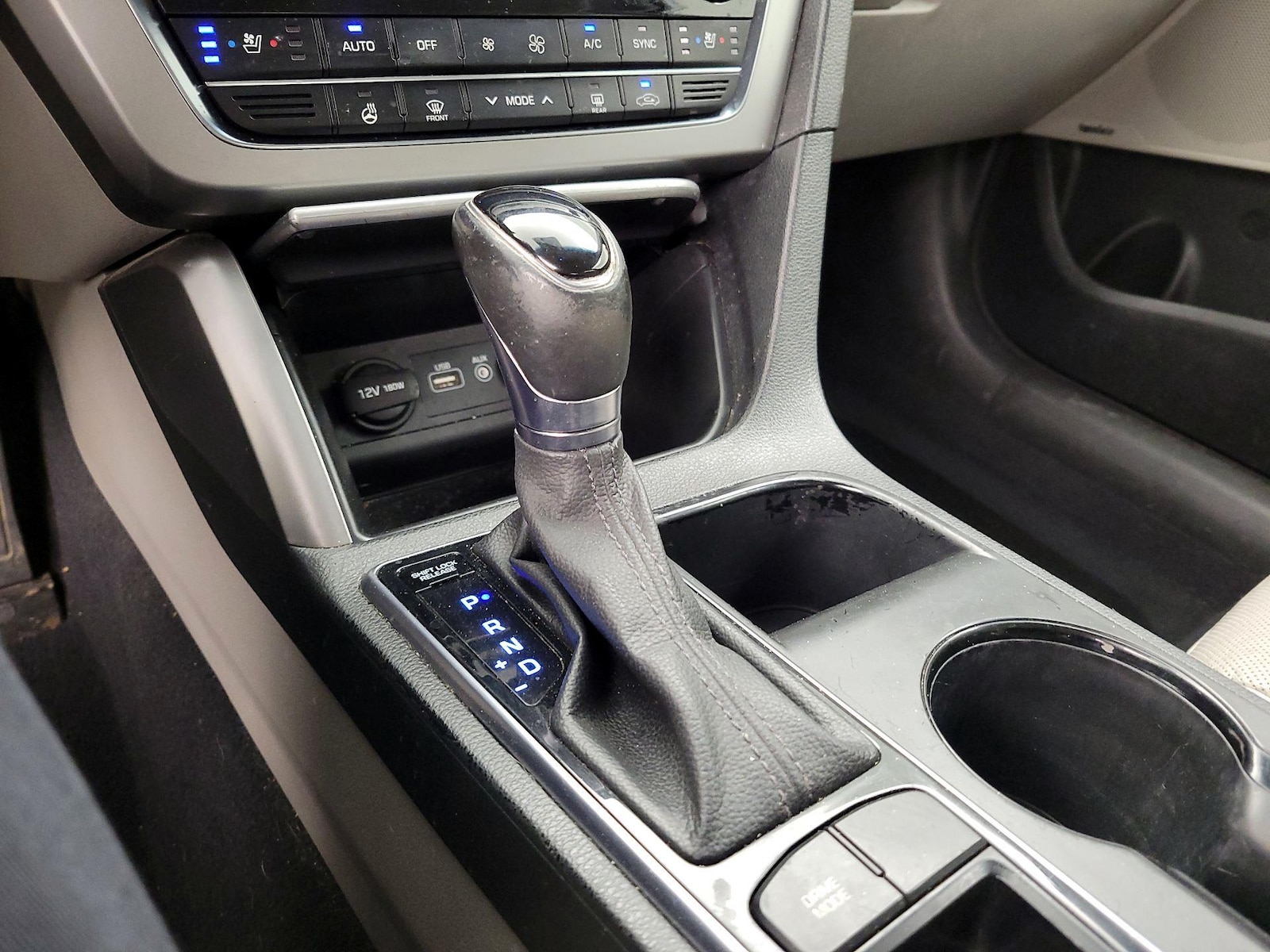 2015 Hyundai Sonata Limited - Photo 19