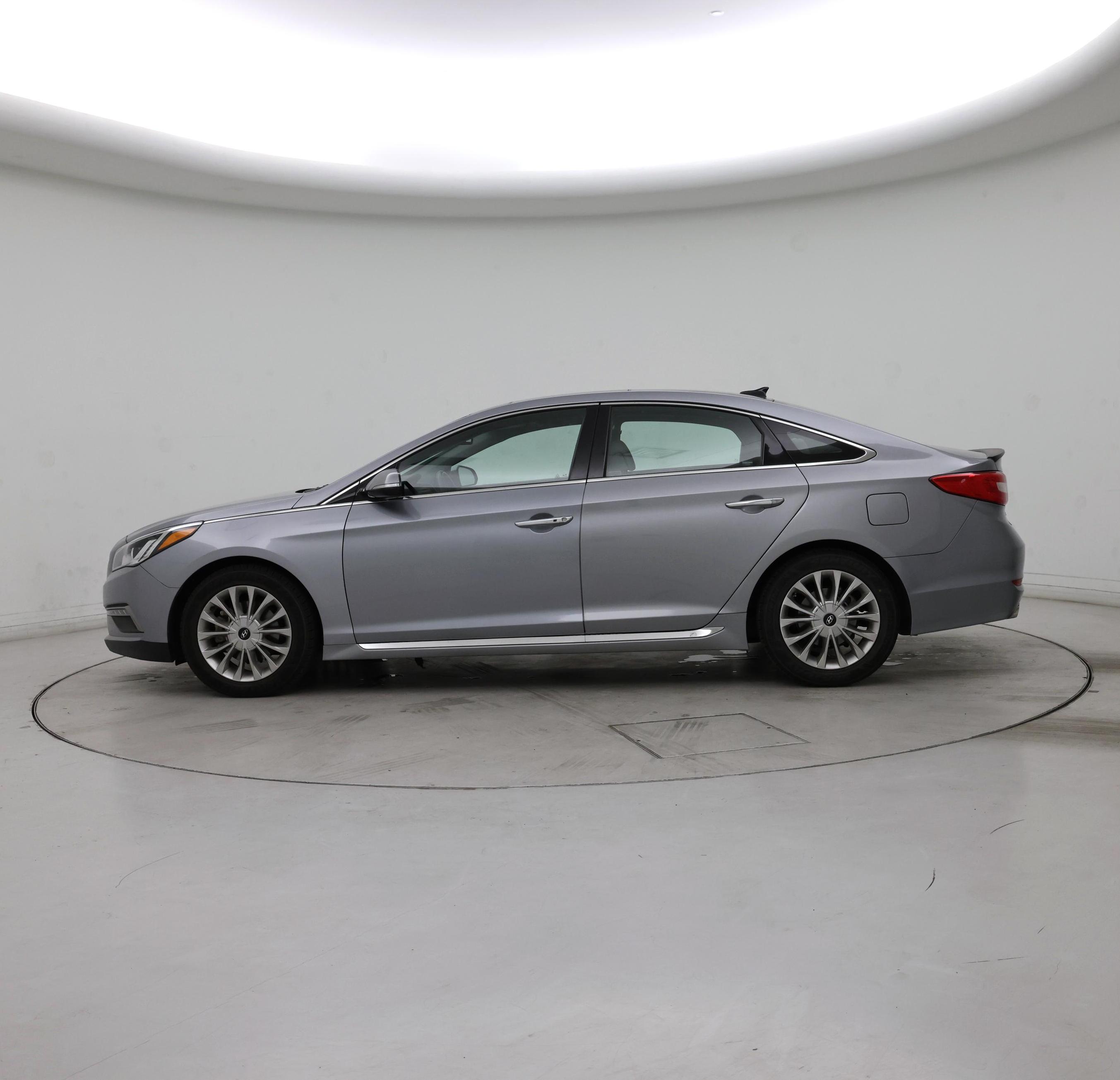 Thumbnail: 2015 Hyundai Sonata - 3