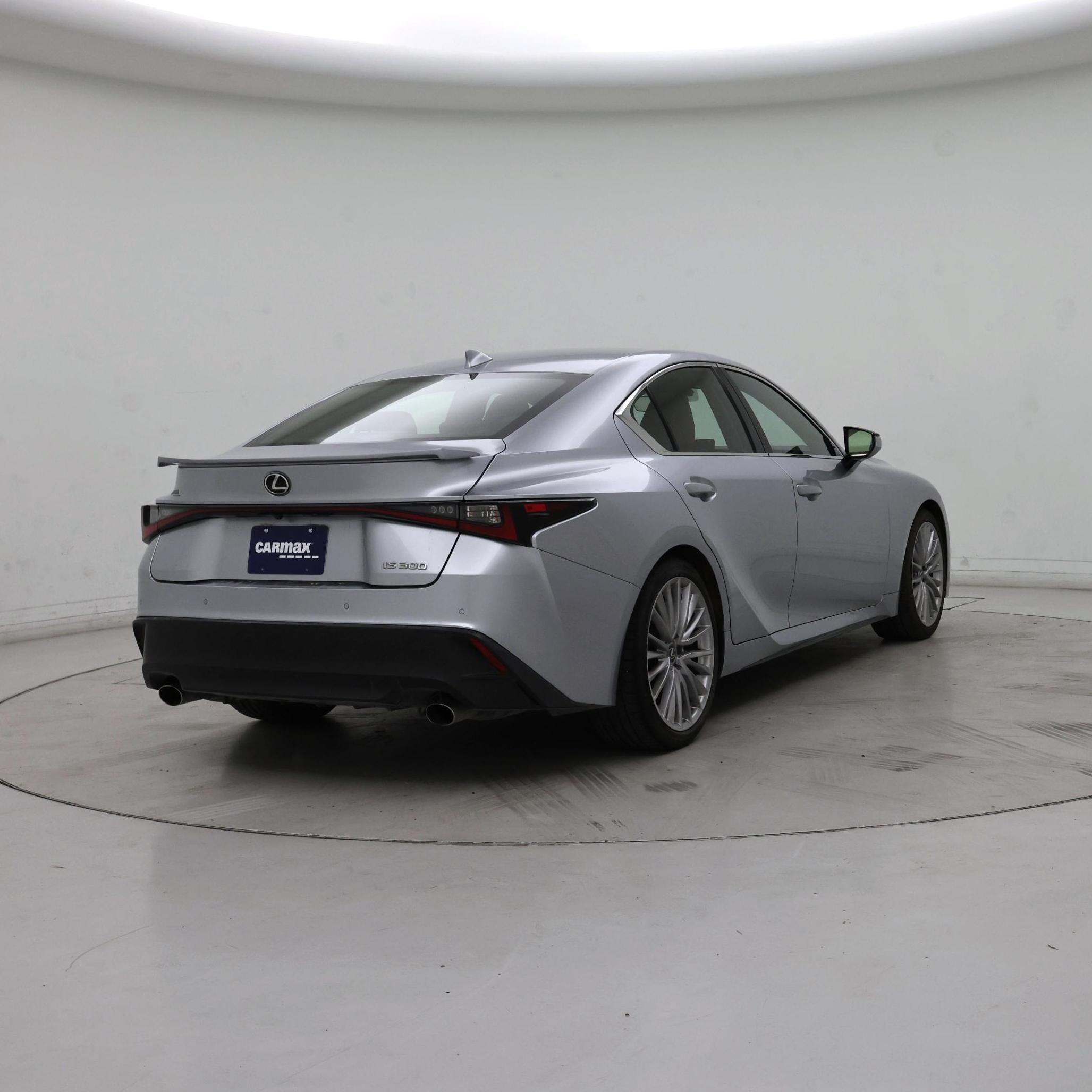 Thumbnail: 2022 Lexus IS - 8