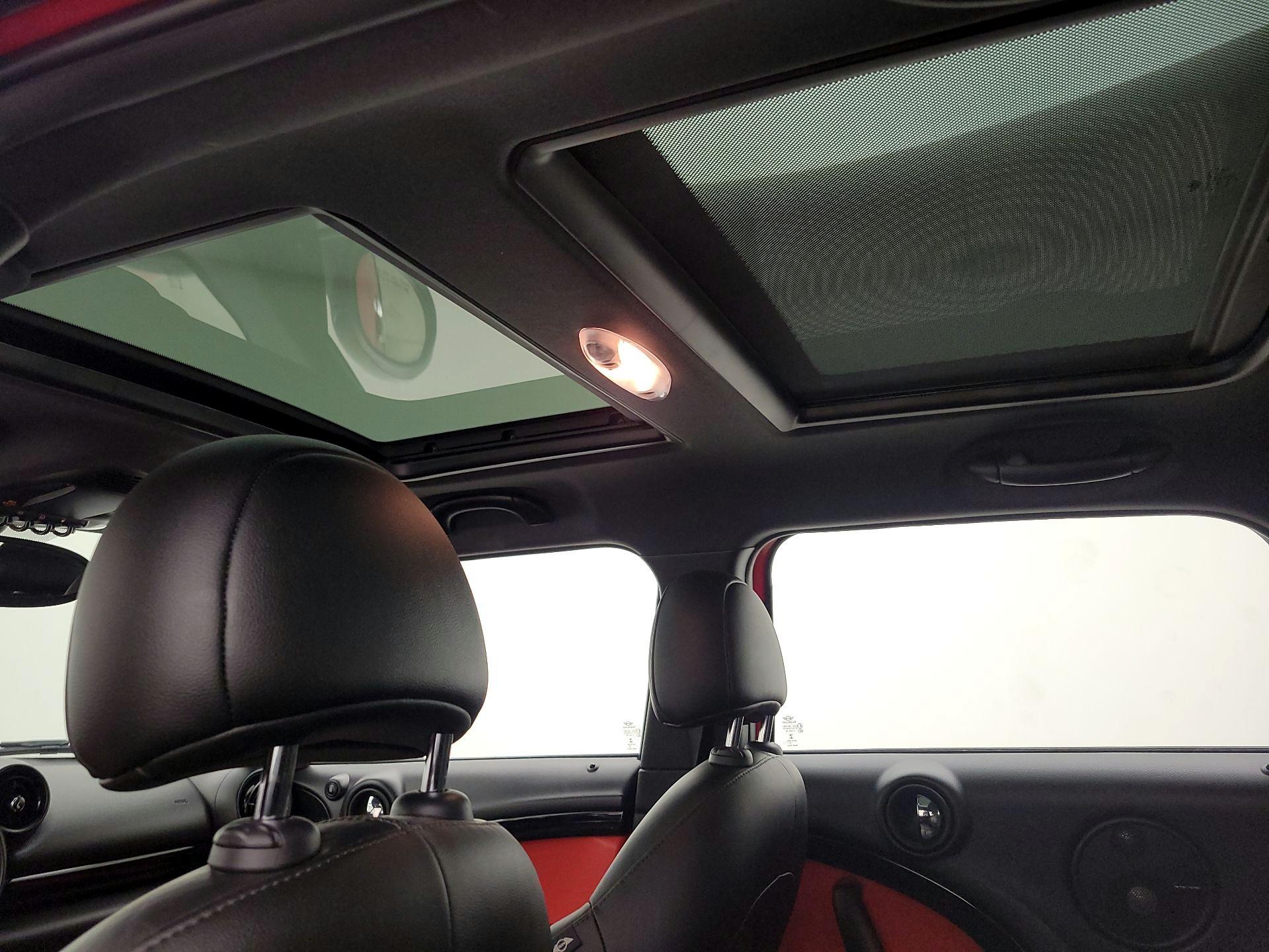 Thumbnail: 2016 MINI Cooper Countryman - 18