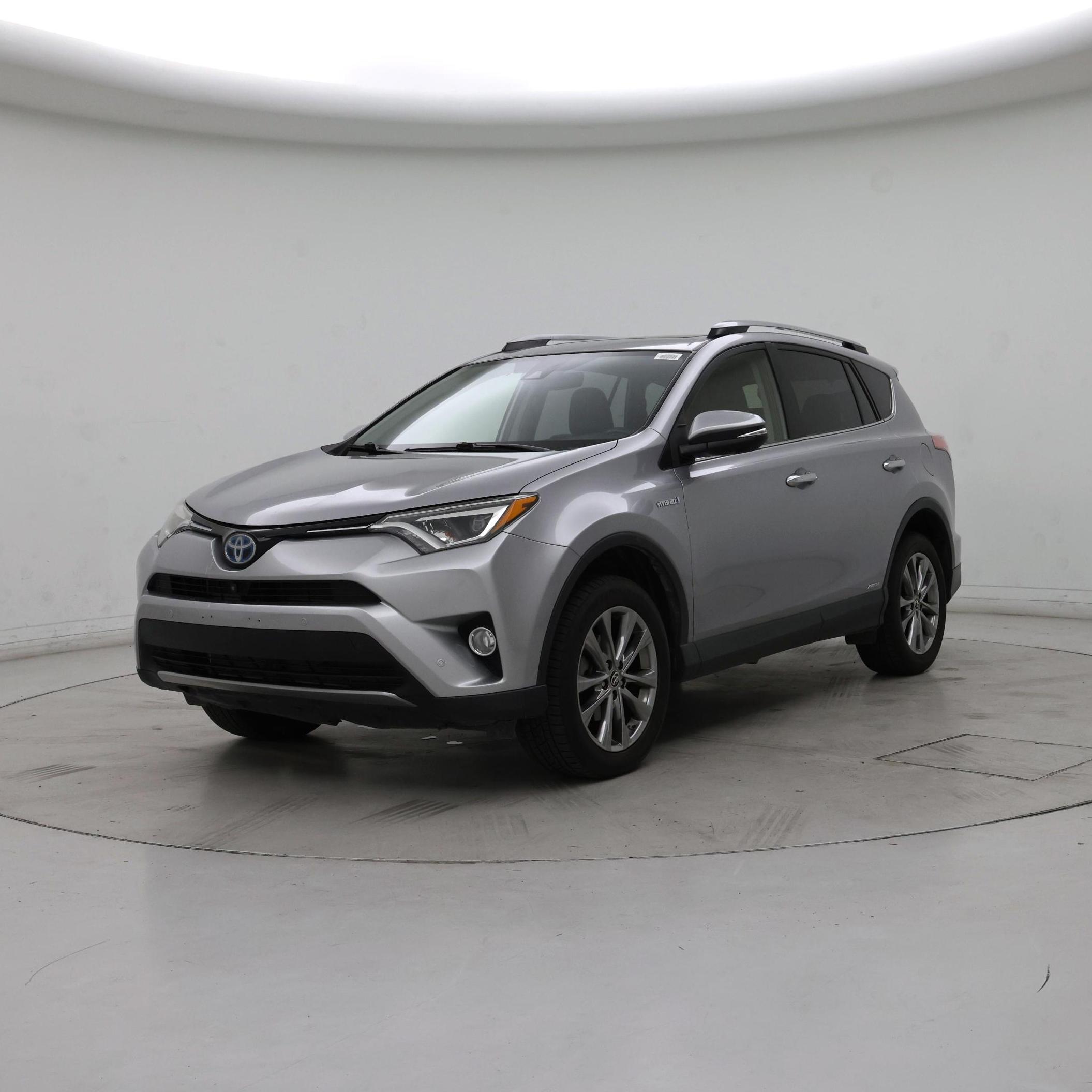 Thumbnail: 2017 Toyota RAV4 - 4
