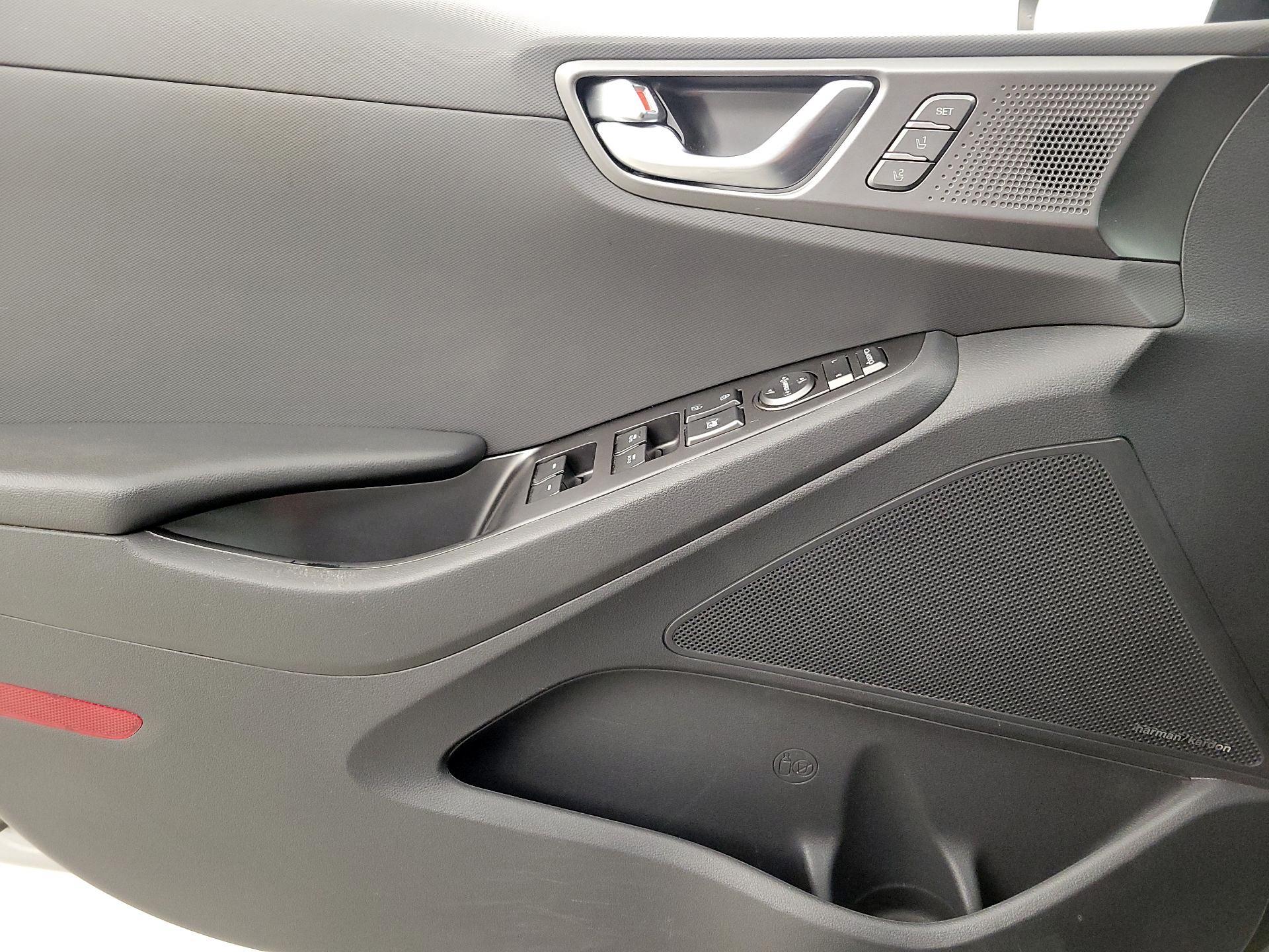 Thumbnail: 2020 Hyundai Ioniq - 12
