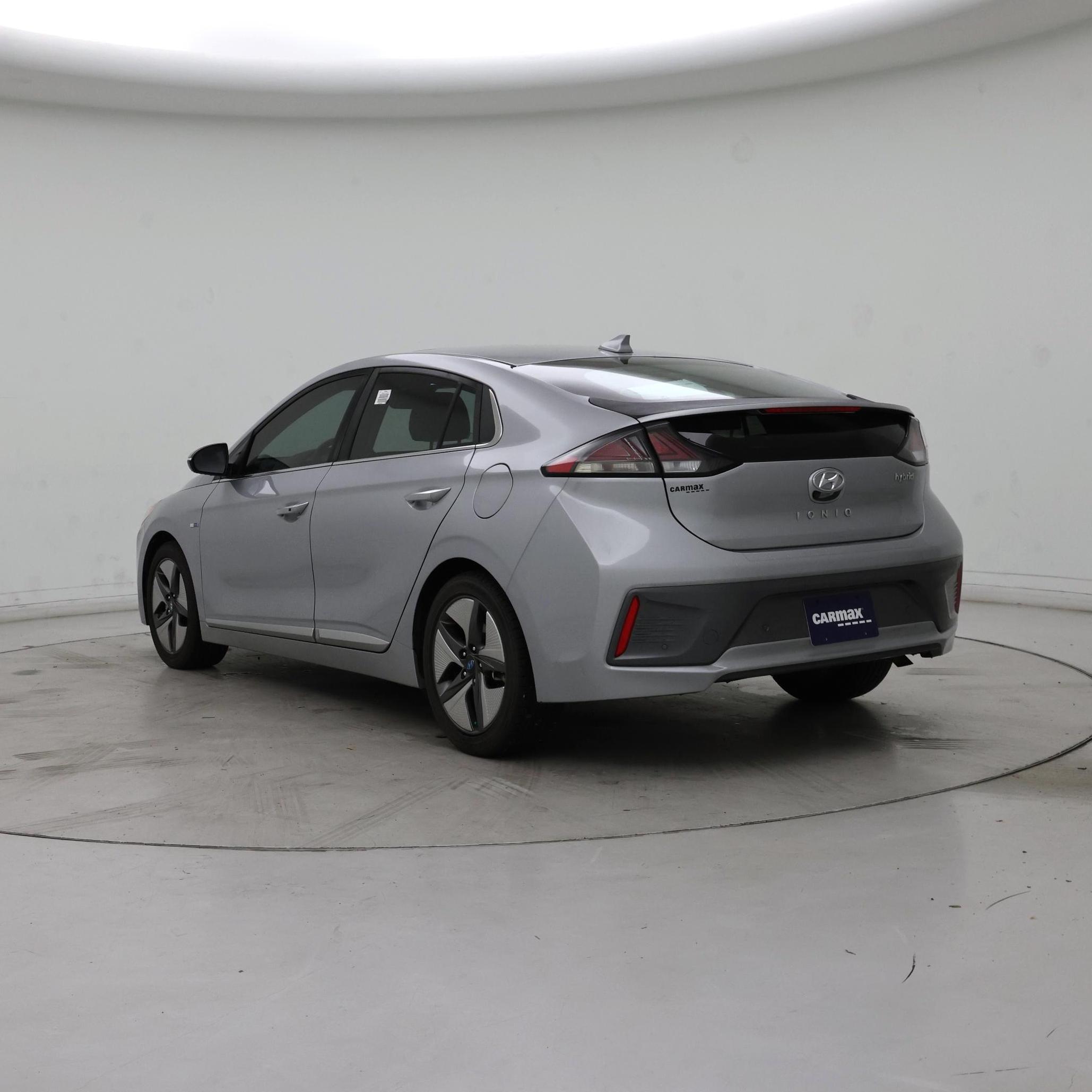 Thumbnail: 2020 Hyundai Ioniq - 2