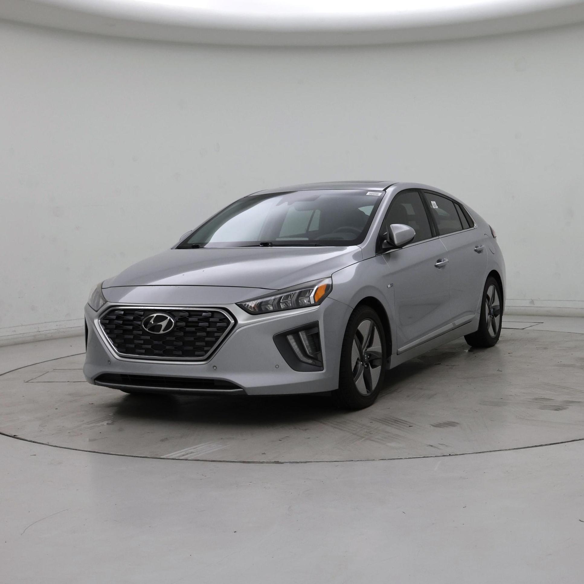 Thumbnail: 2020 Hyundai Ioniq - 4