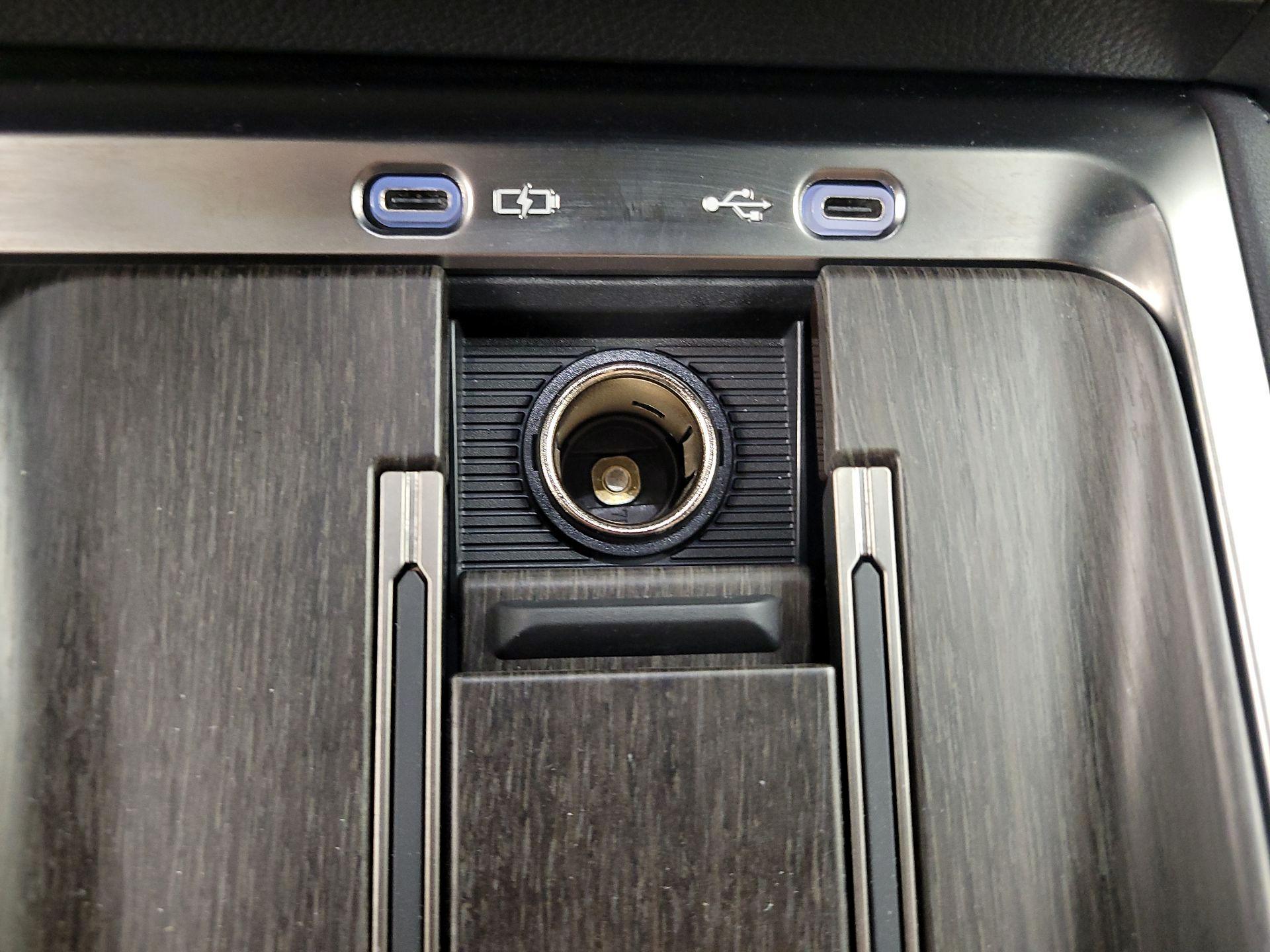 Thumbnail: 2025 Lexus GX - 18