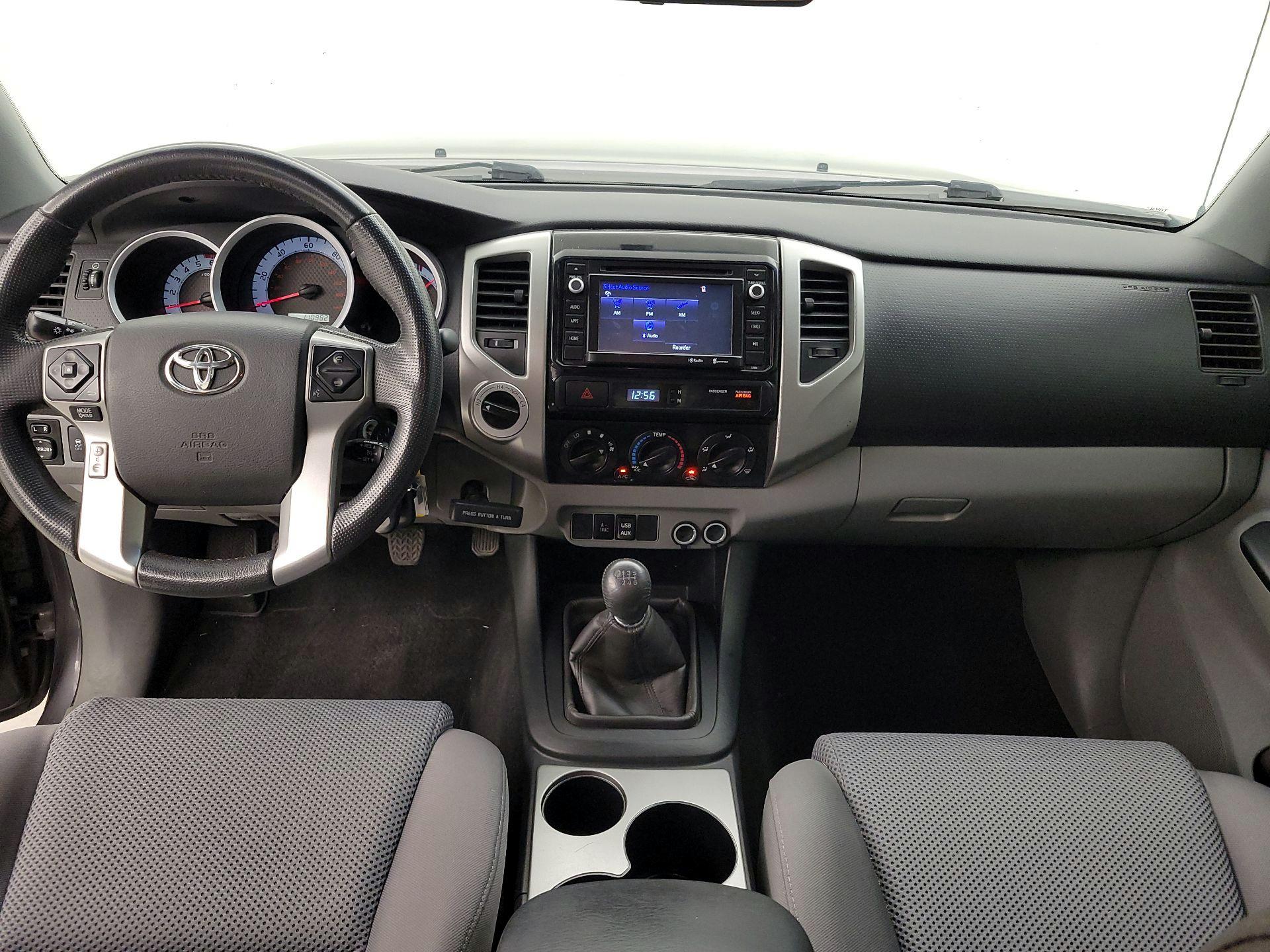 Thumbnail: 2014 Toyota Tacoma - 9