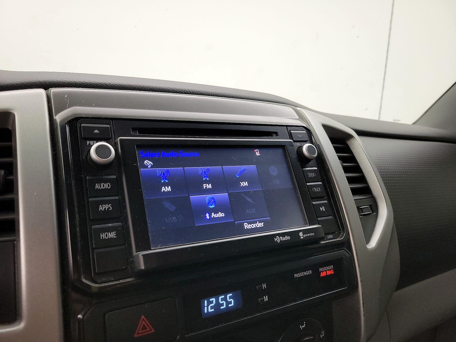 Thumbnail: 2014 Toyota Tacoma - 15