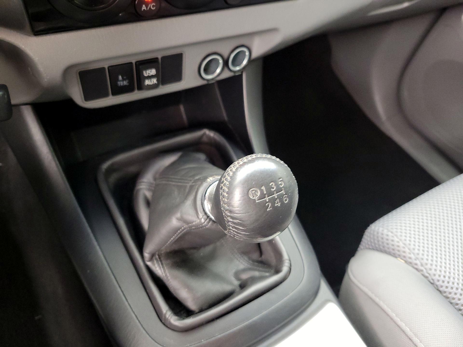 Thumbnail: 2014 Toyota Tacoma - 17