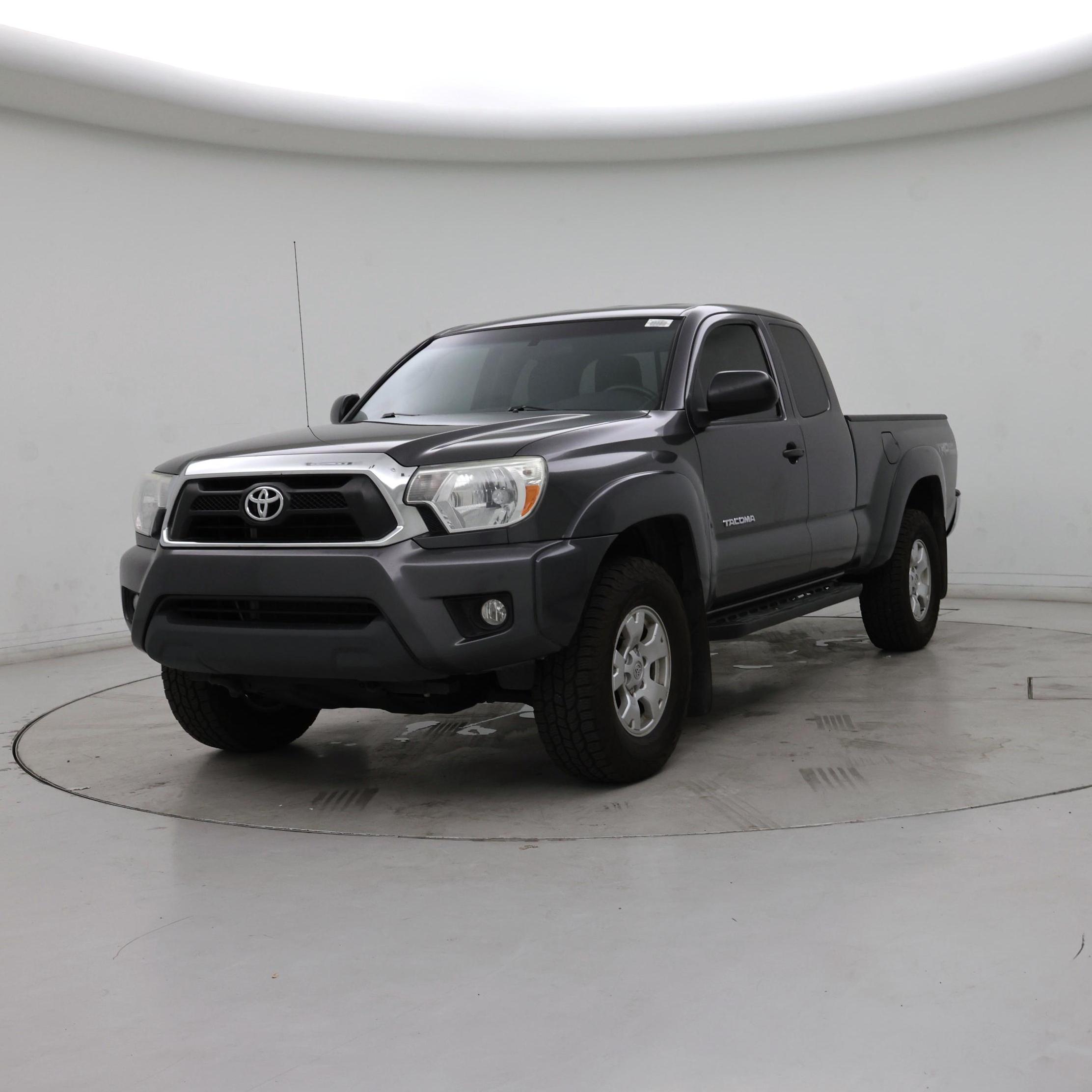 Thumbnail: 2014 Toyota Tacoma - 4