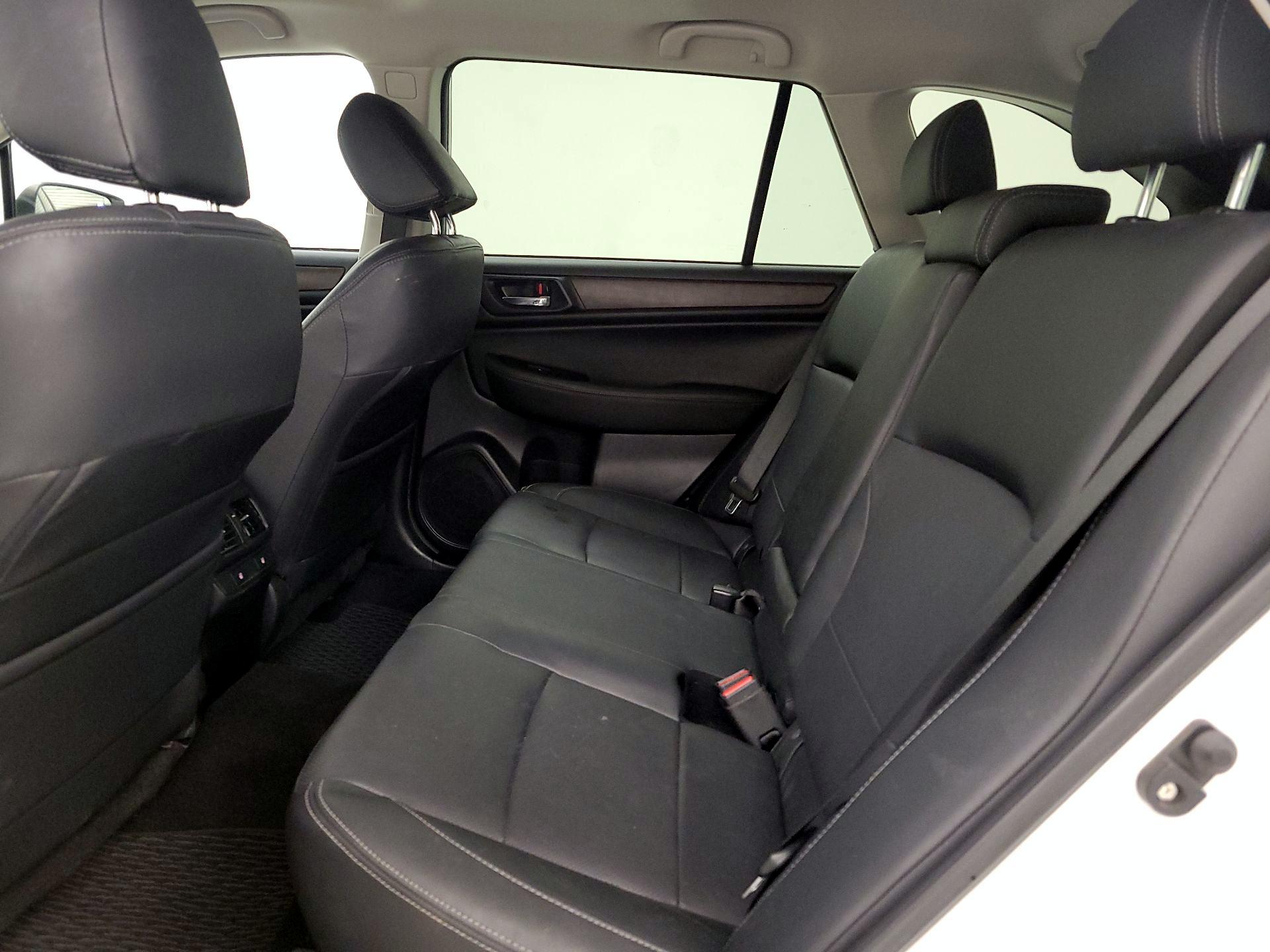 Thumbnail: 2016 Subaru Outback - 16