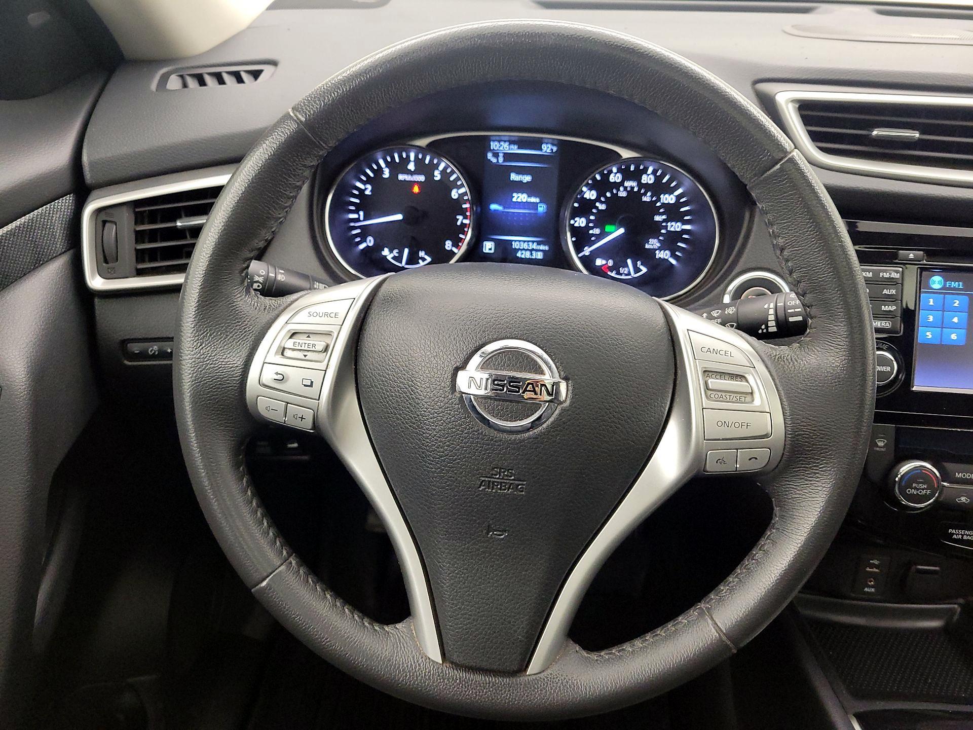 Thumbnail: 2015 Nissan Rogue - 10