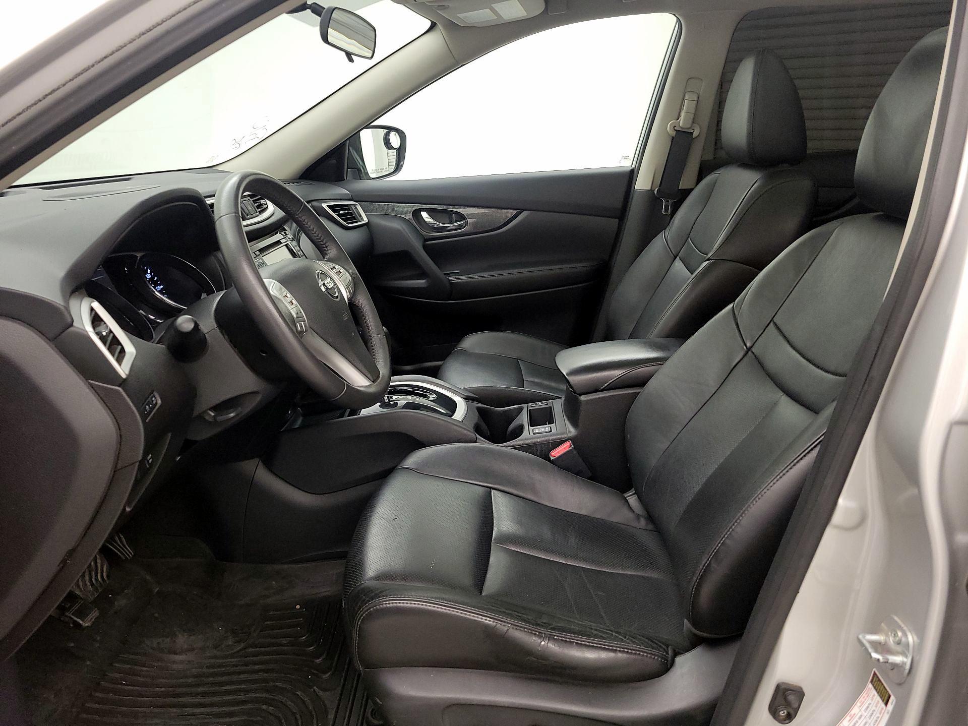 Thumbnail: 2015 Nissan Rogue - 11