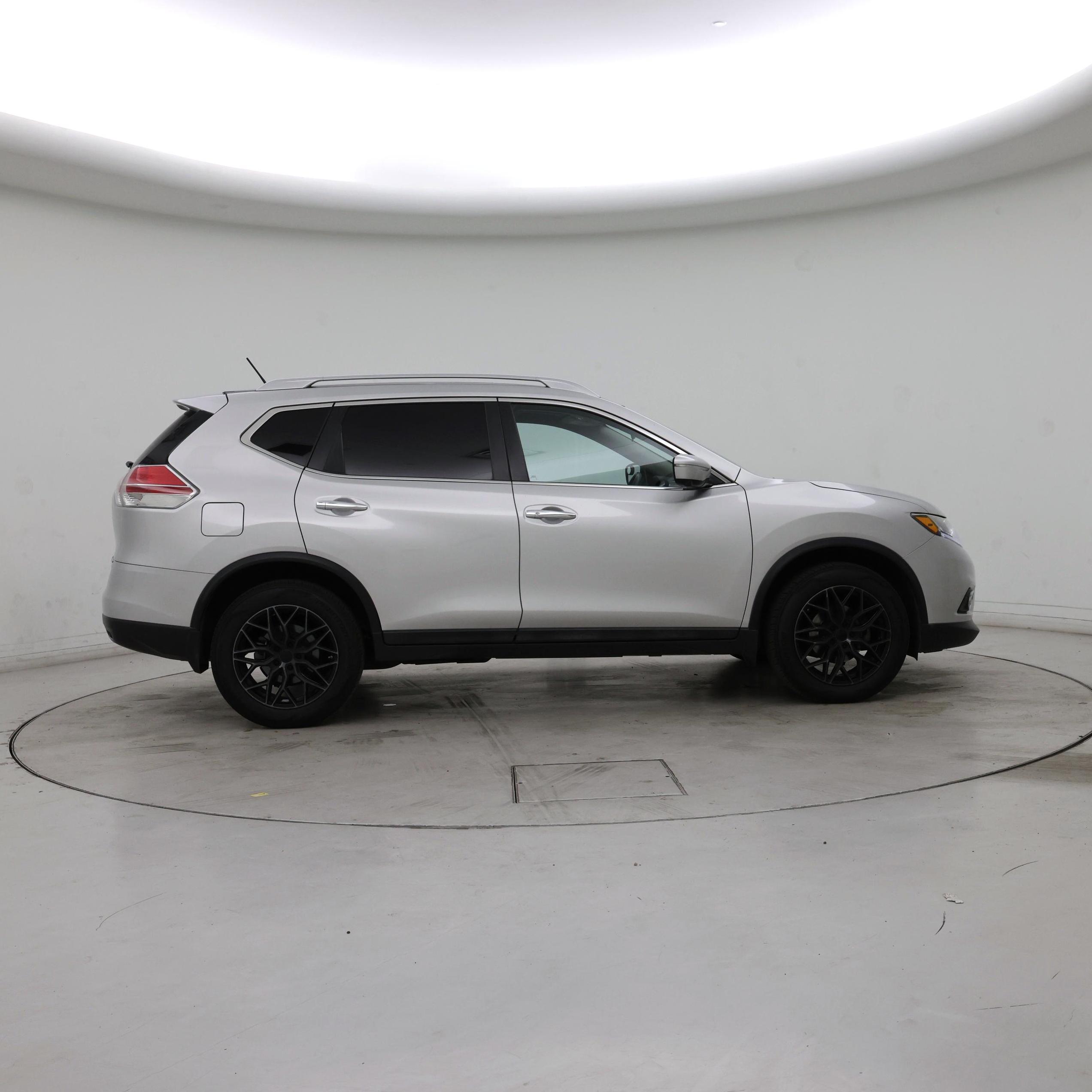 Thumbnail: 2015 Nissan Rogue - 7