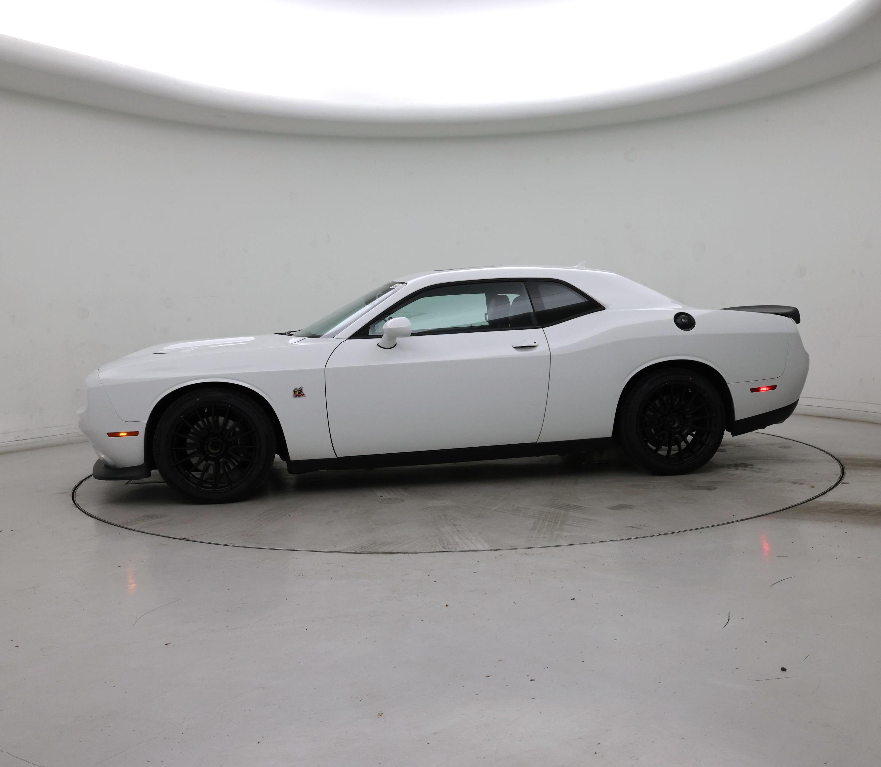 Thumbnail: 2020 Dodge Challenger - 3