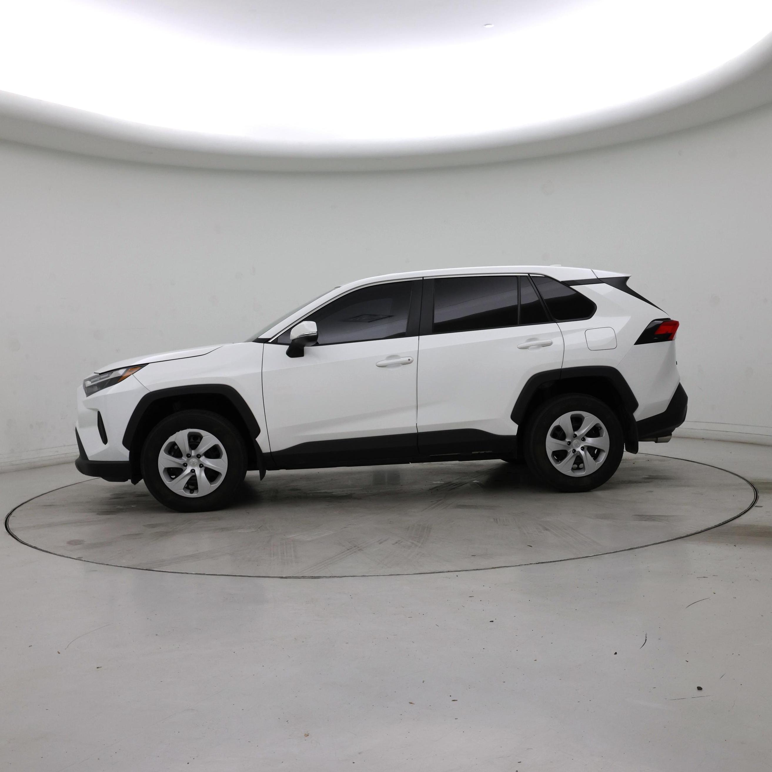 Thumbnail: 2024 Toyota RAV4 - 3