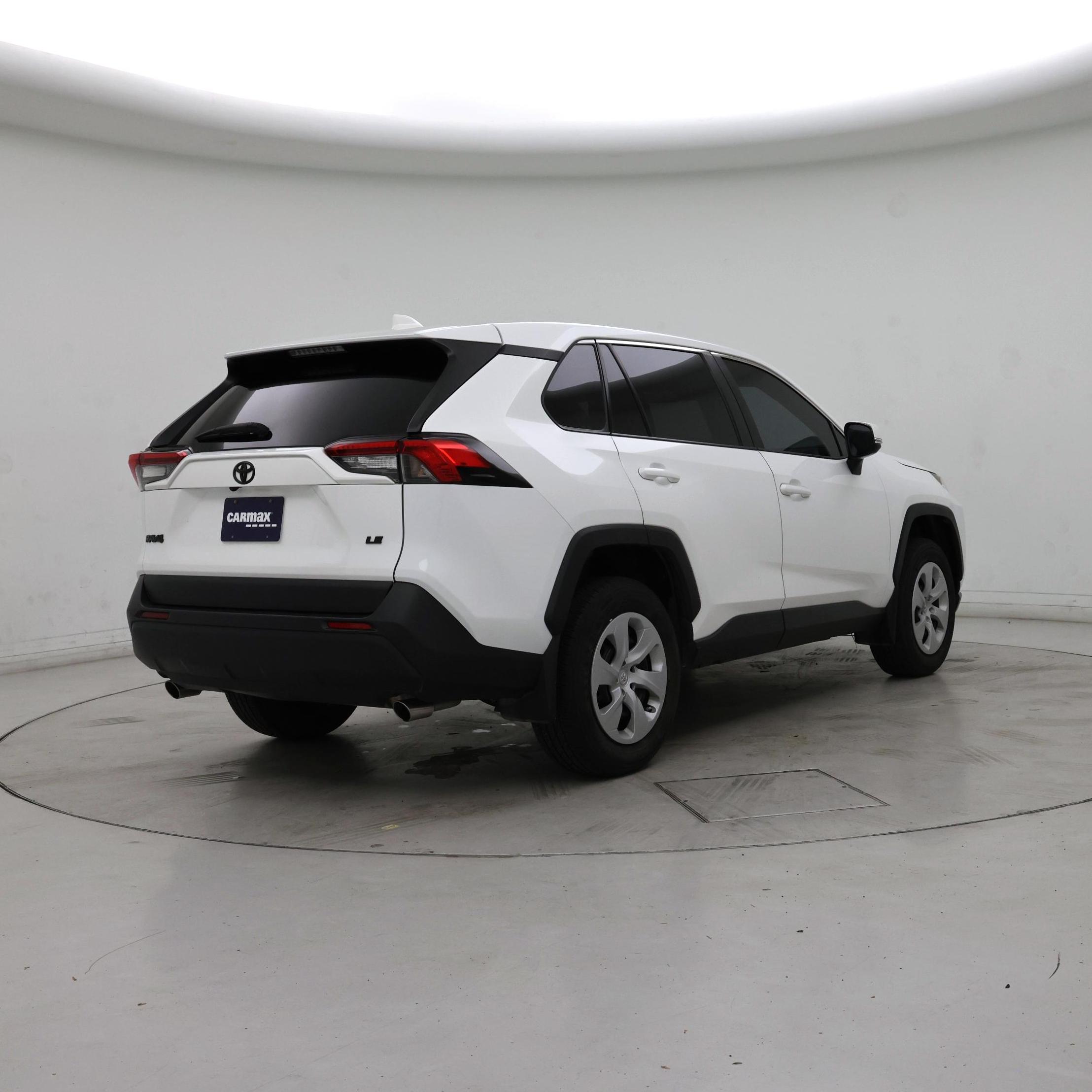 Thumbnail: 2024 Toyota RAV4 - 8