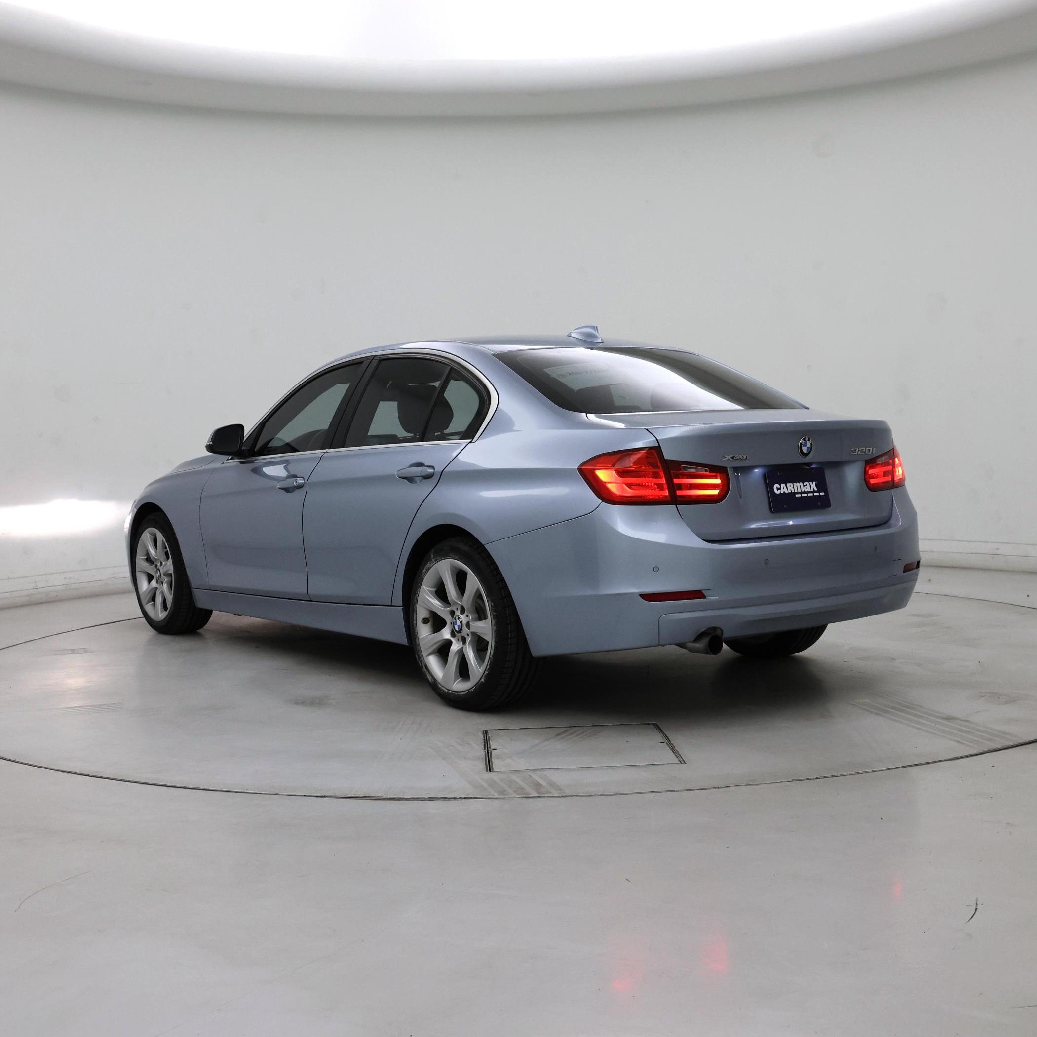 Thumbnail: 2015 BMW 3 Series - 2