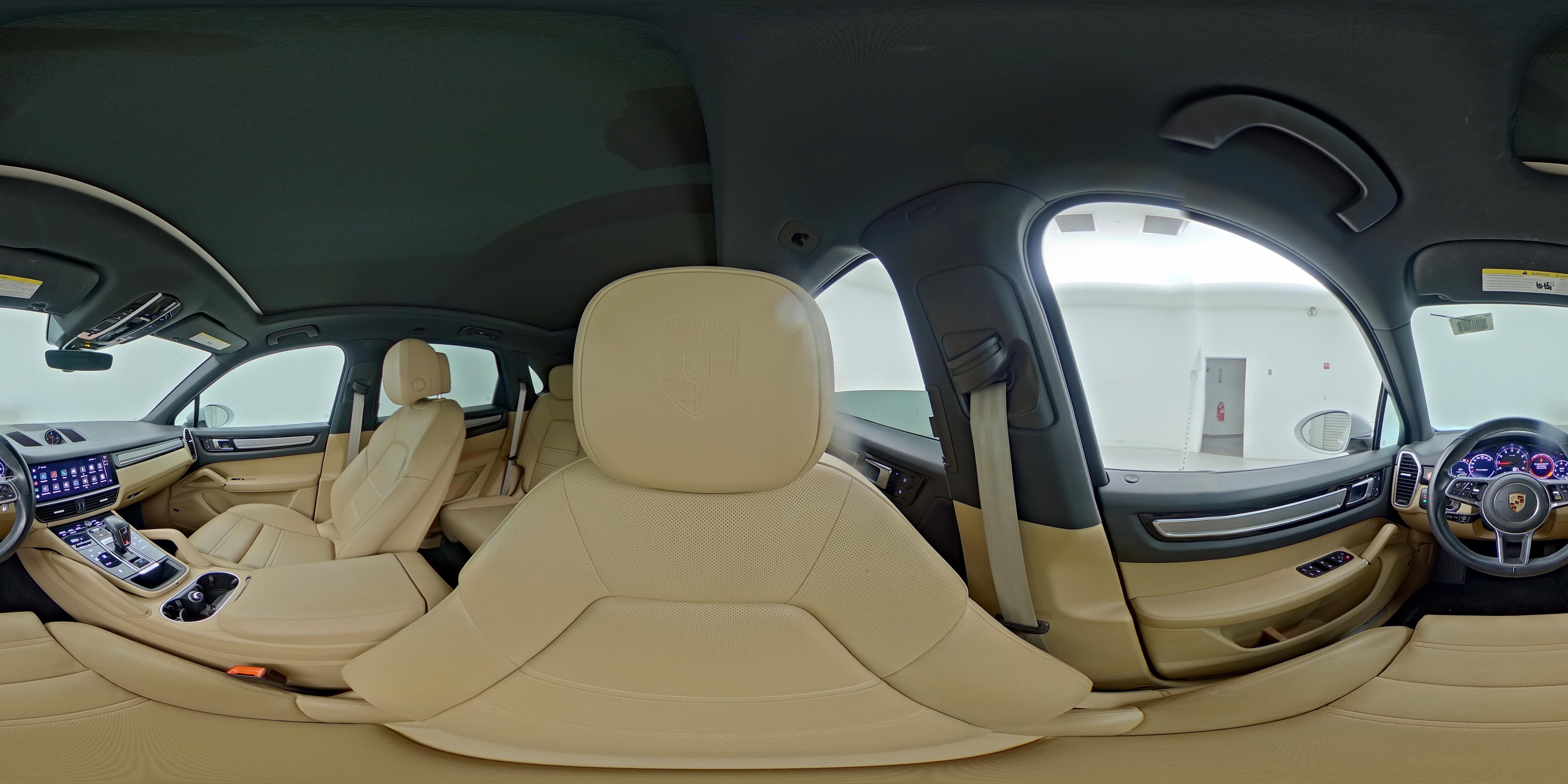 2022 Porsche Cayenne Platinum Edition - Photo 23