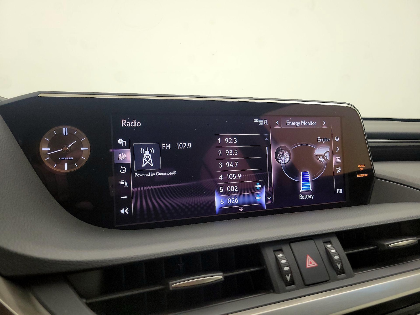 2021 Lexus ES Hybrid 300h - Photo 17