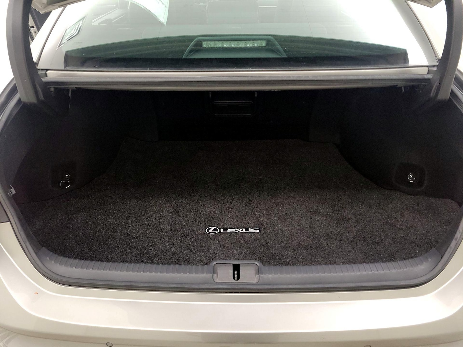 2021 Lexus ES Hybrid 300h - Photo 23