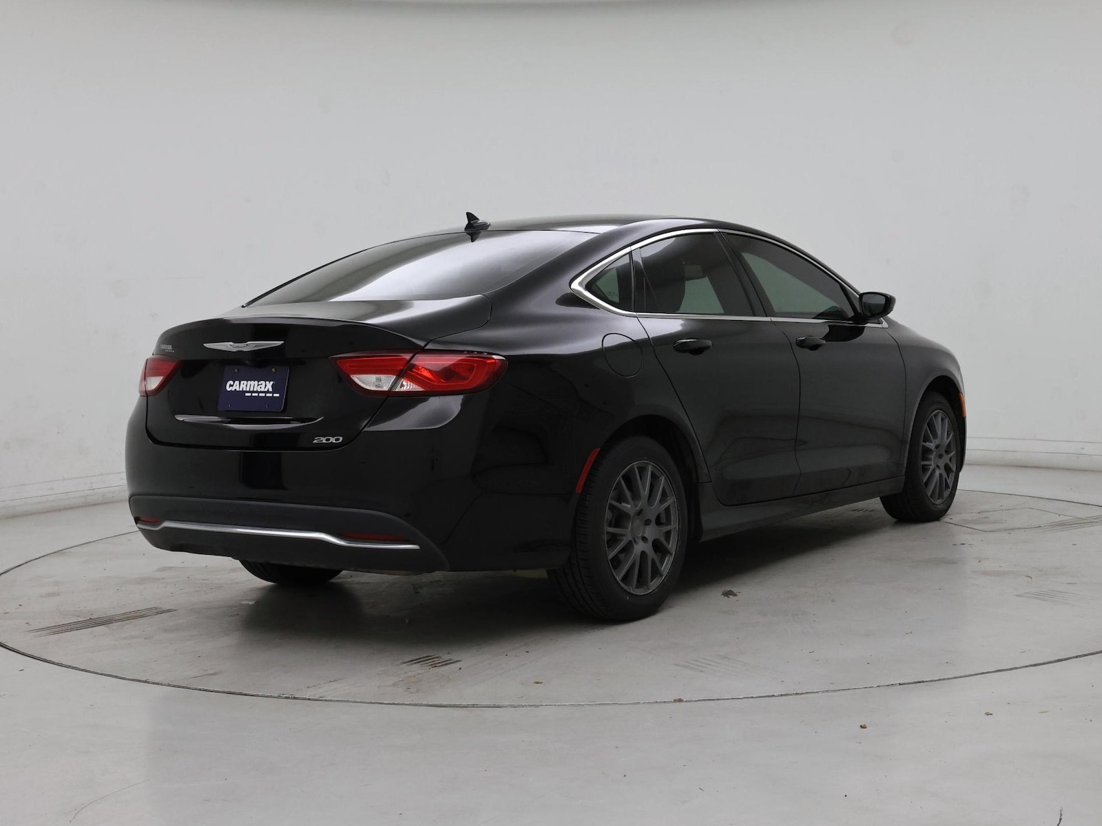 2017 Chrysler 200 Limited - Photo 9
