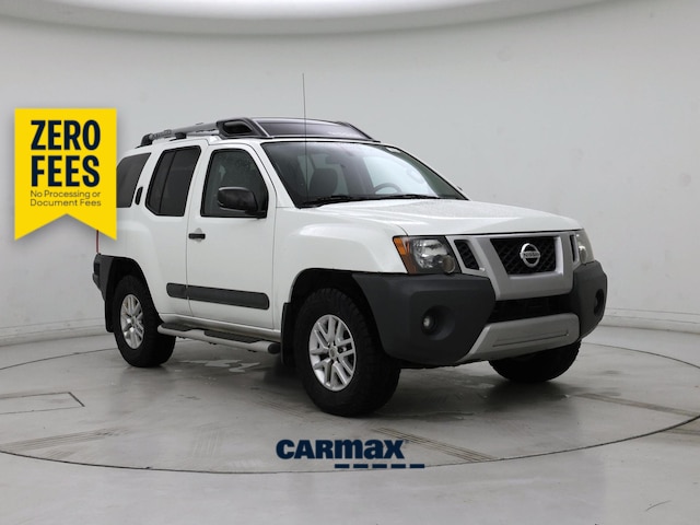 White 2014 Nissan Xterra SUV / Crossover Automatic