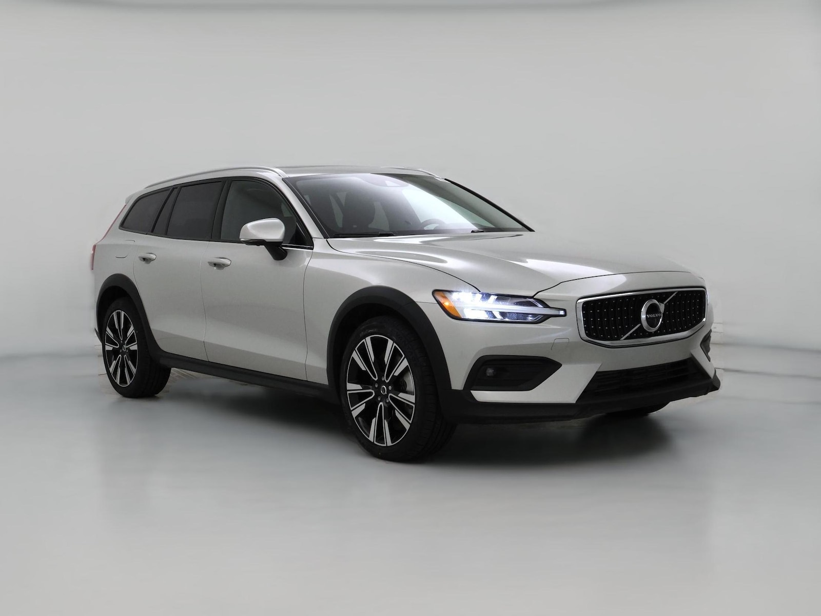 2021 Volvo V60 Cross Country