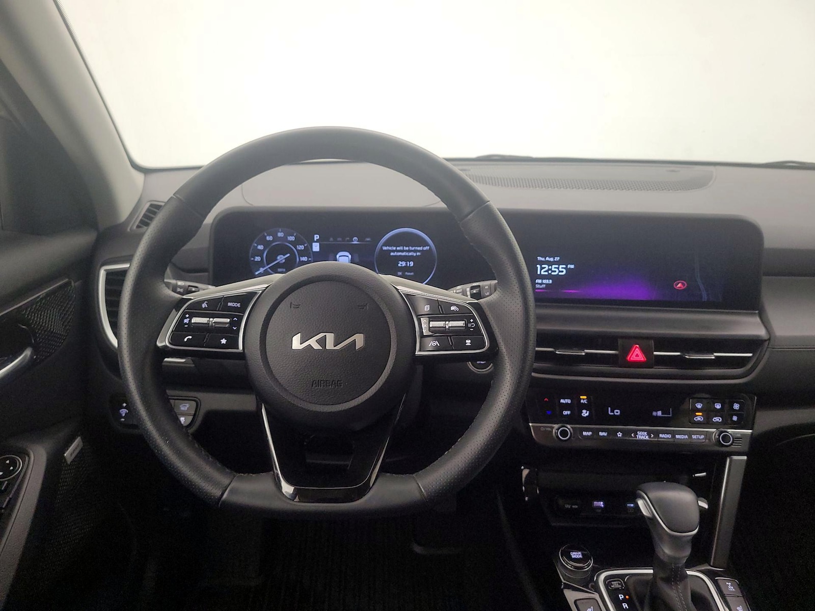 2024 Kia Seltos SX - Photo 11