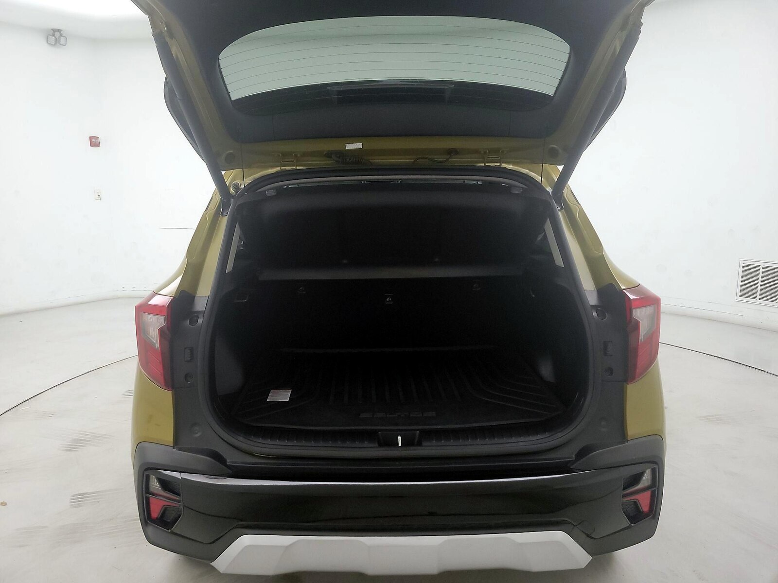 2024 Kia Seltos SX - Photo 22