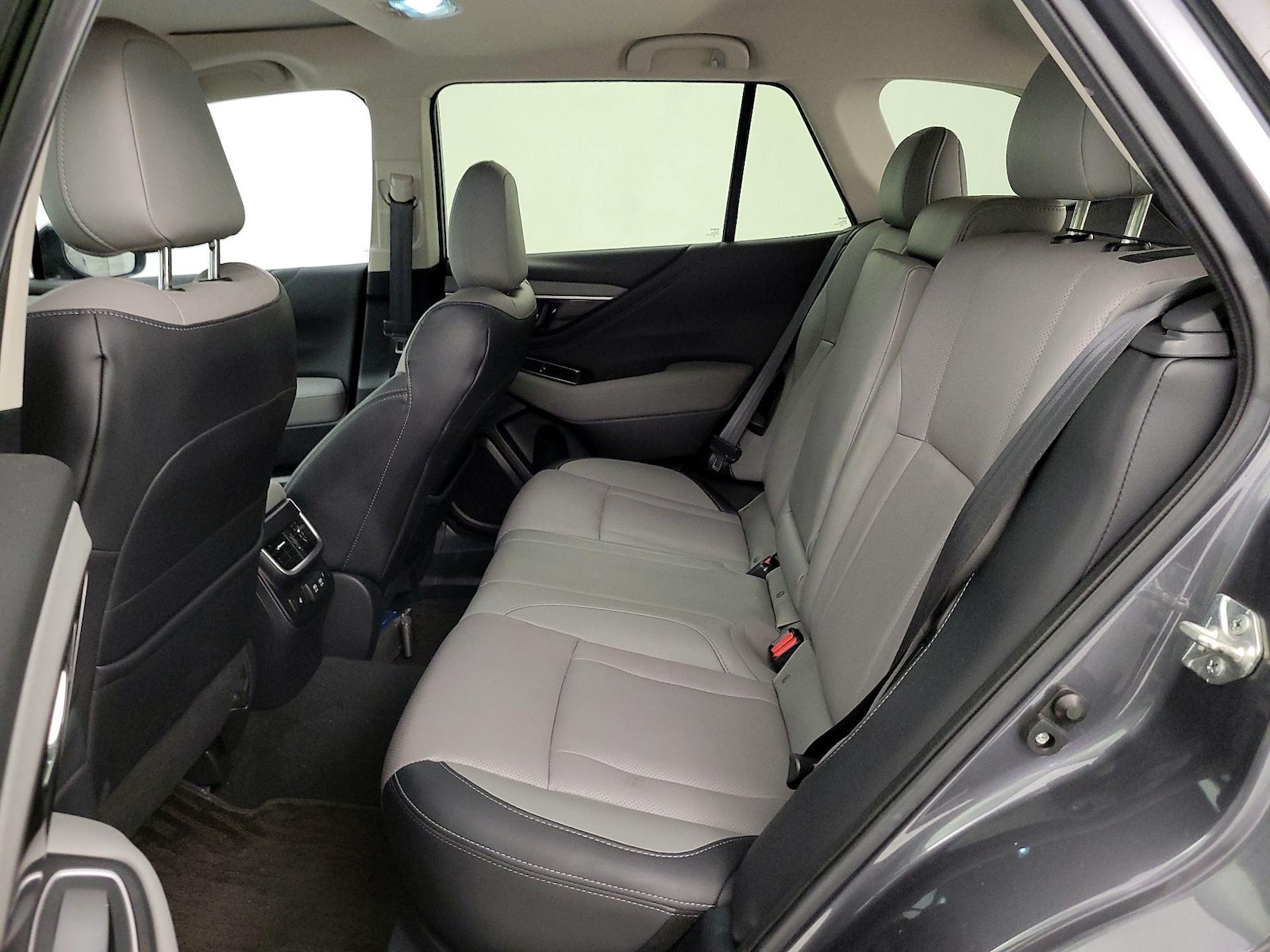2021 Subaru Outback Limited - Photo 21