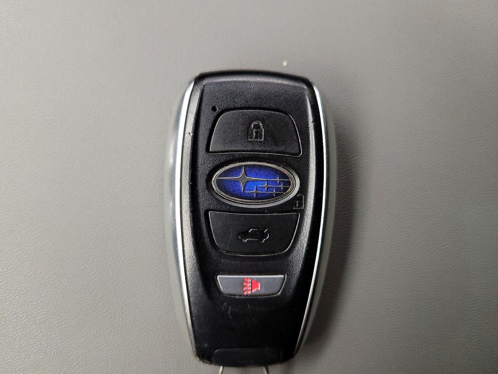 2021 Subaru Outback Limited - Photo 24