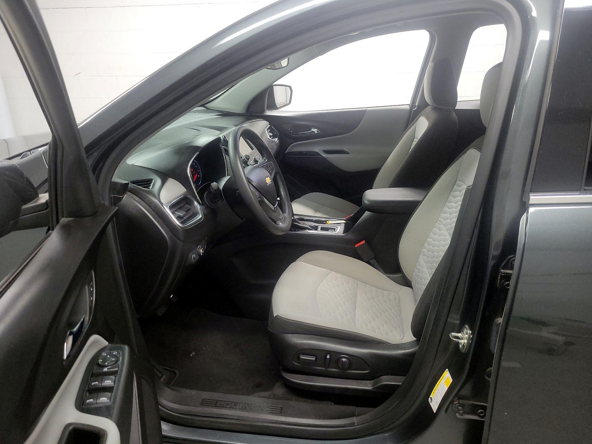 Thumbnail: 2019 Chevrolet Equinox - 11