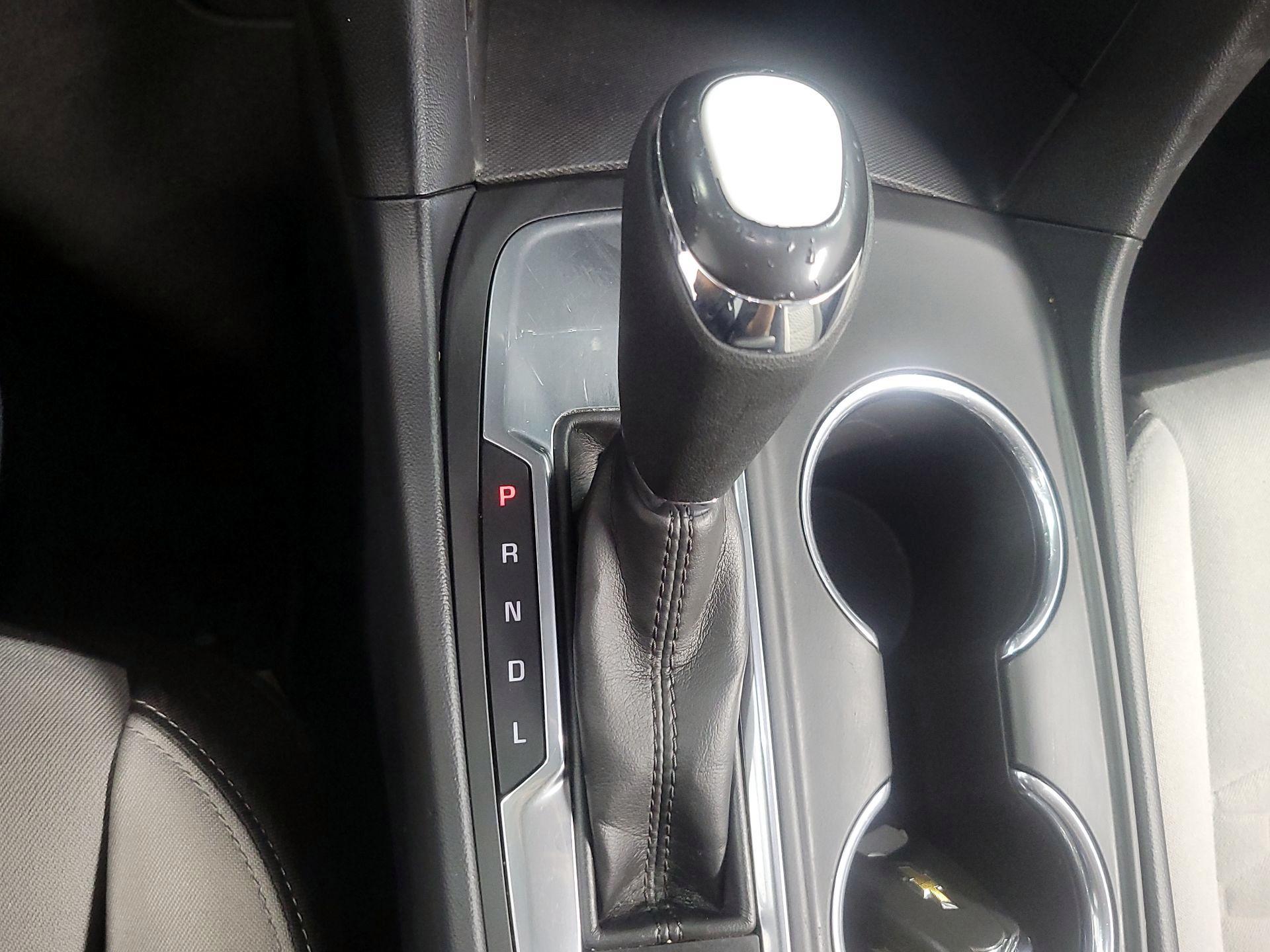 Thumbnail: 2019 Chevrolet Equinox - 17
