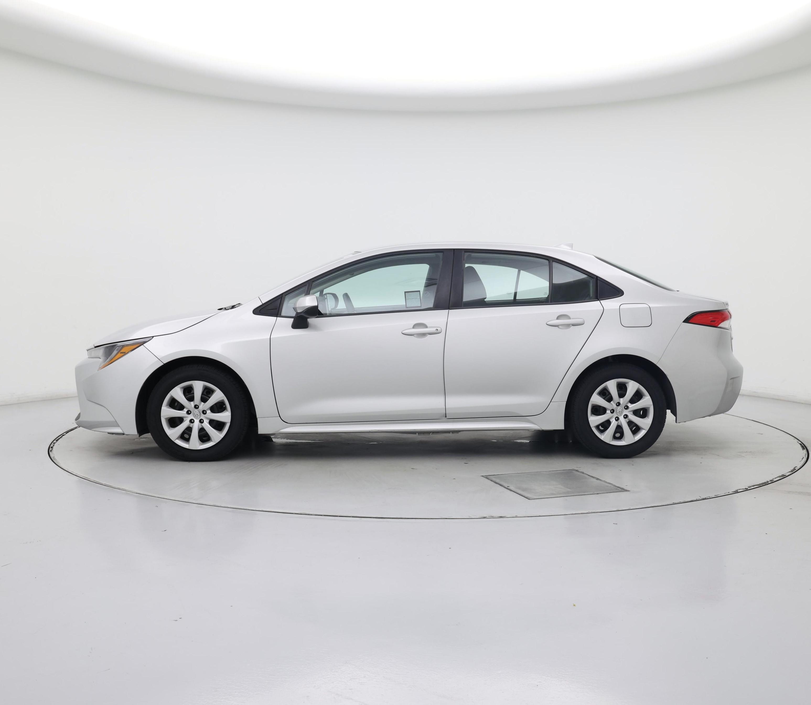 Thumbnail: 2021 Toyota Corolla - 3