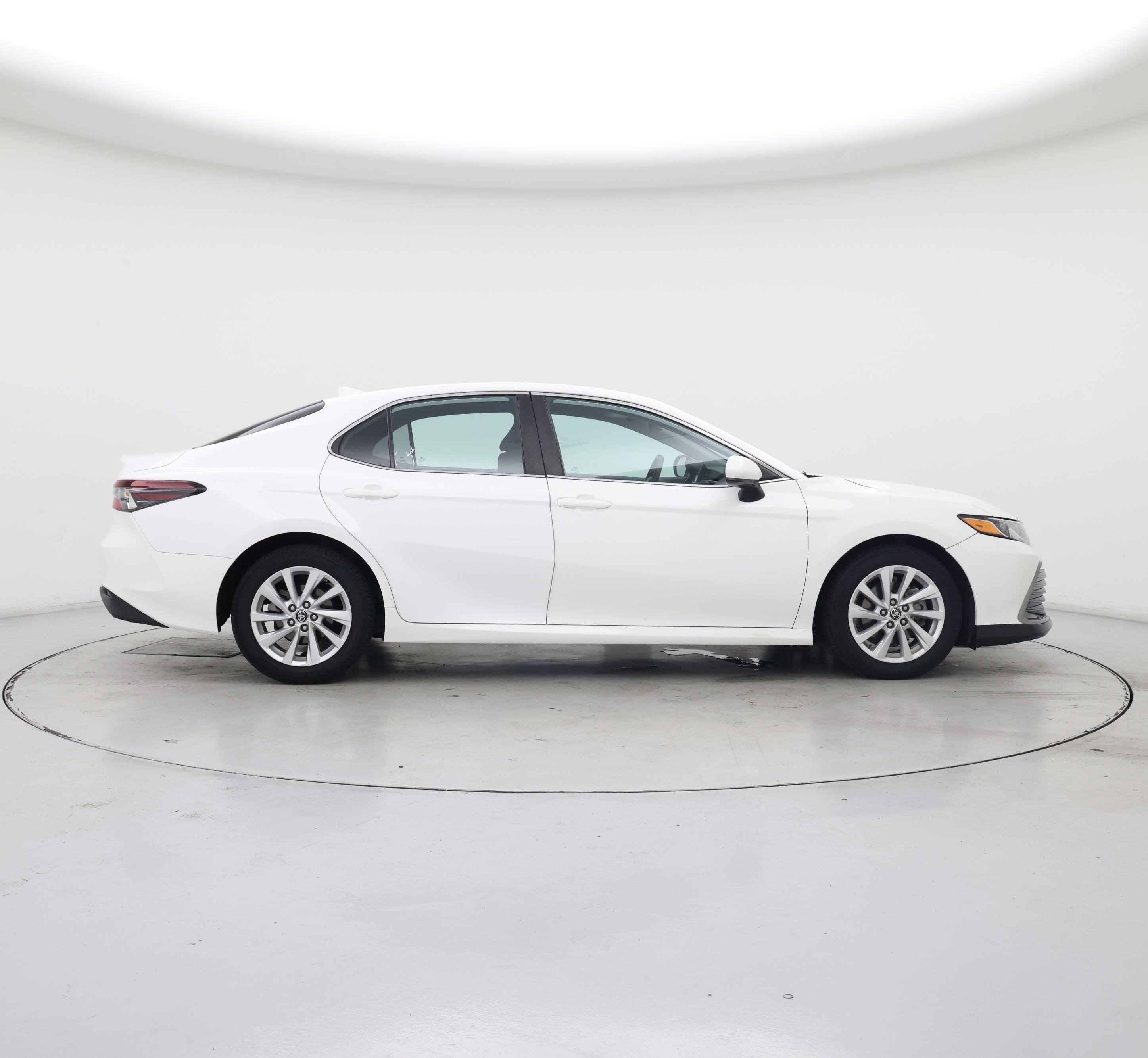 Thumbnail: 2022 Toyota Camry - 7