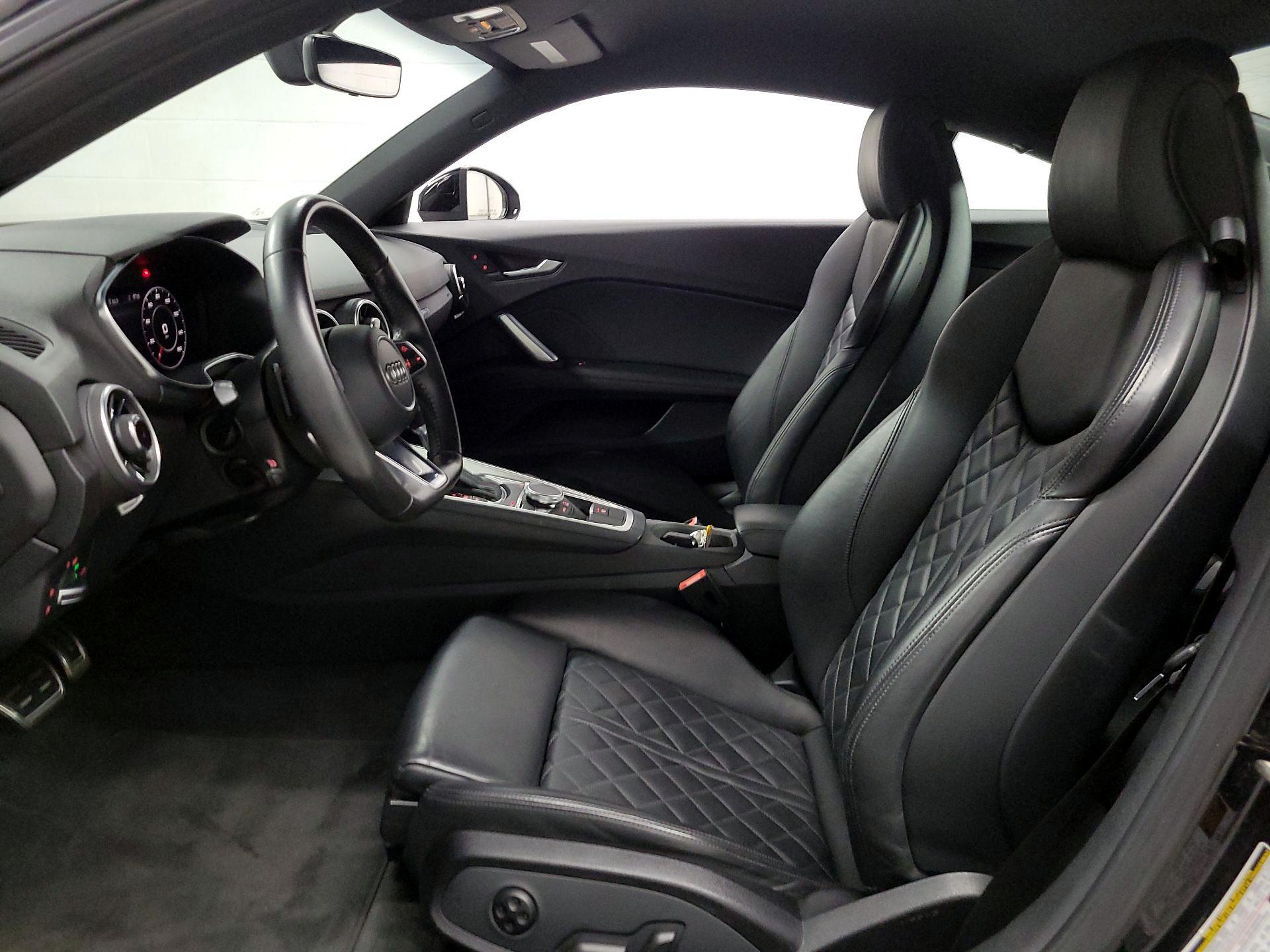 Thumbnail: 2016 Audi TT - 11