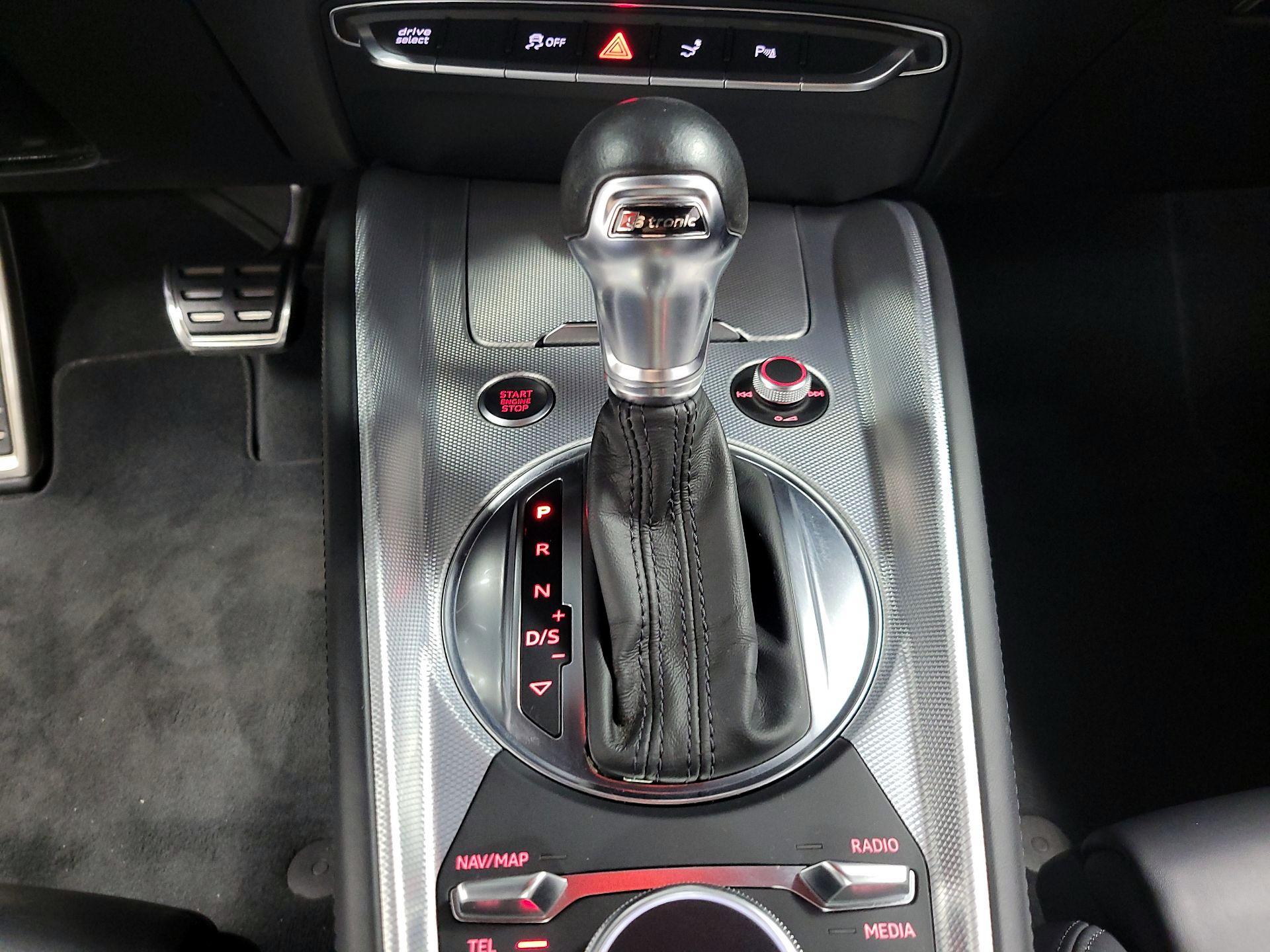 Thumbnail: 2016 Audi TT - 18