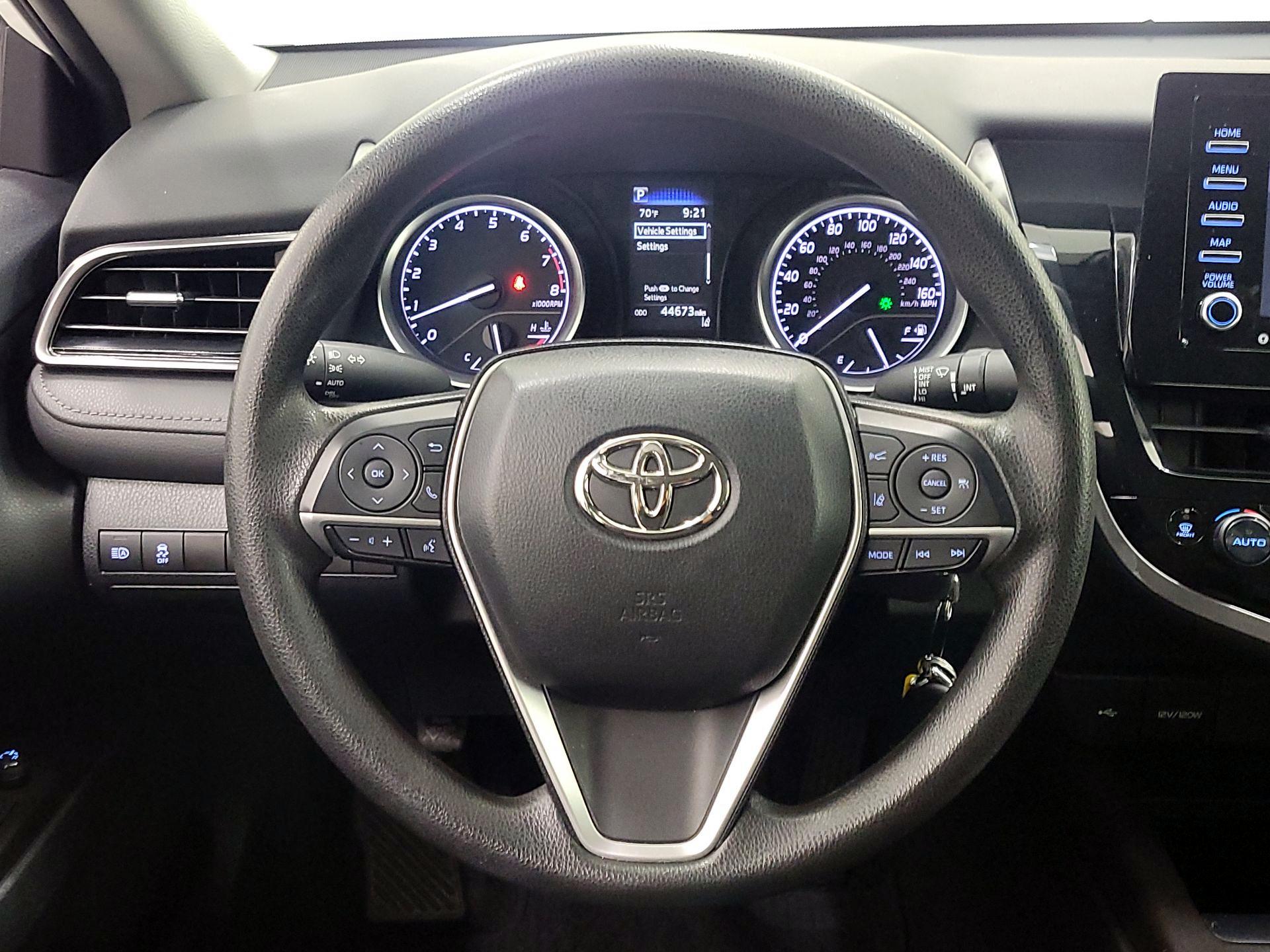 Thumbnail: 2023 Toyota Camry - 10